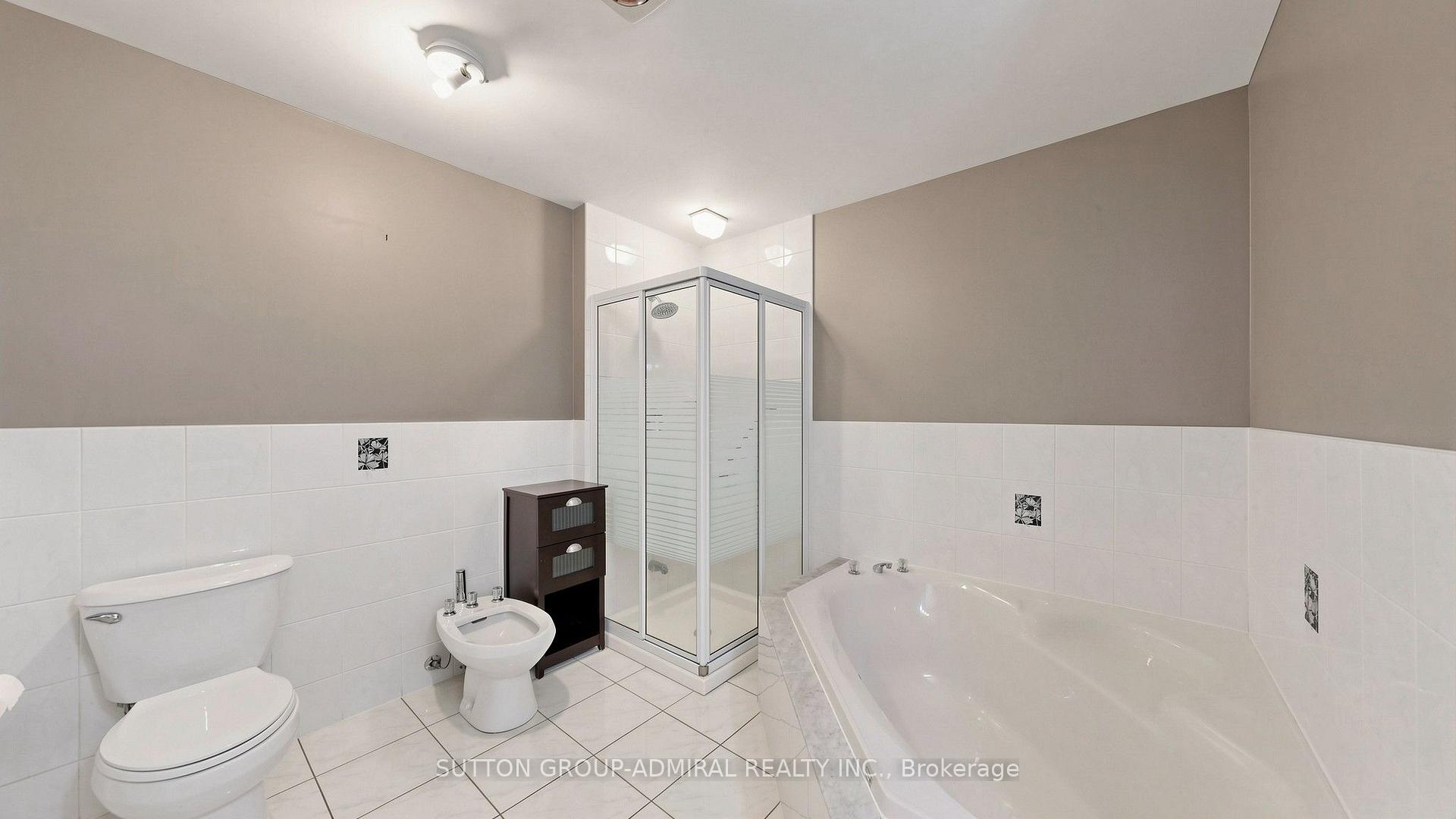 Photo 27 of 41 Captain Armstrong Lane, Markham, Sherwood-Amberglen — HOMEH