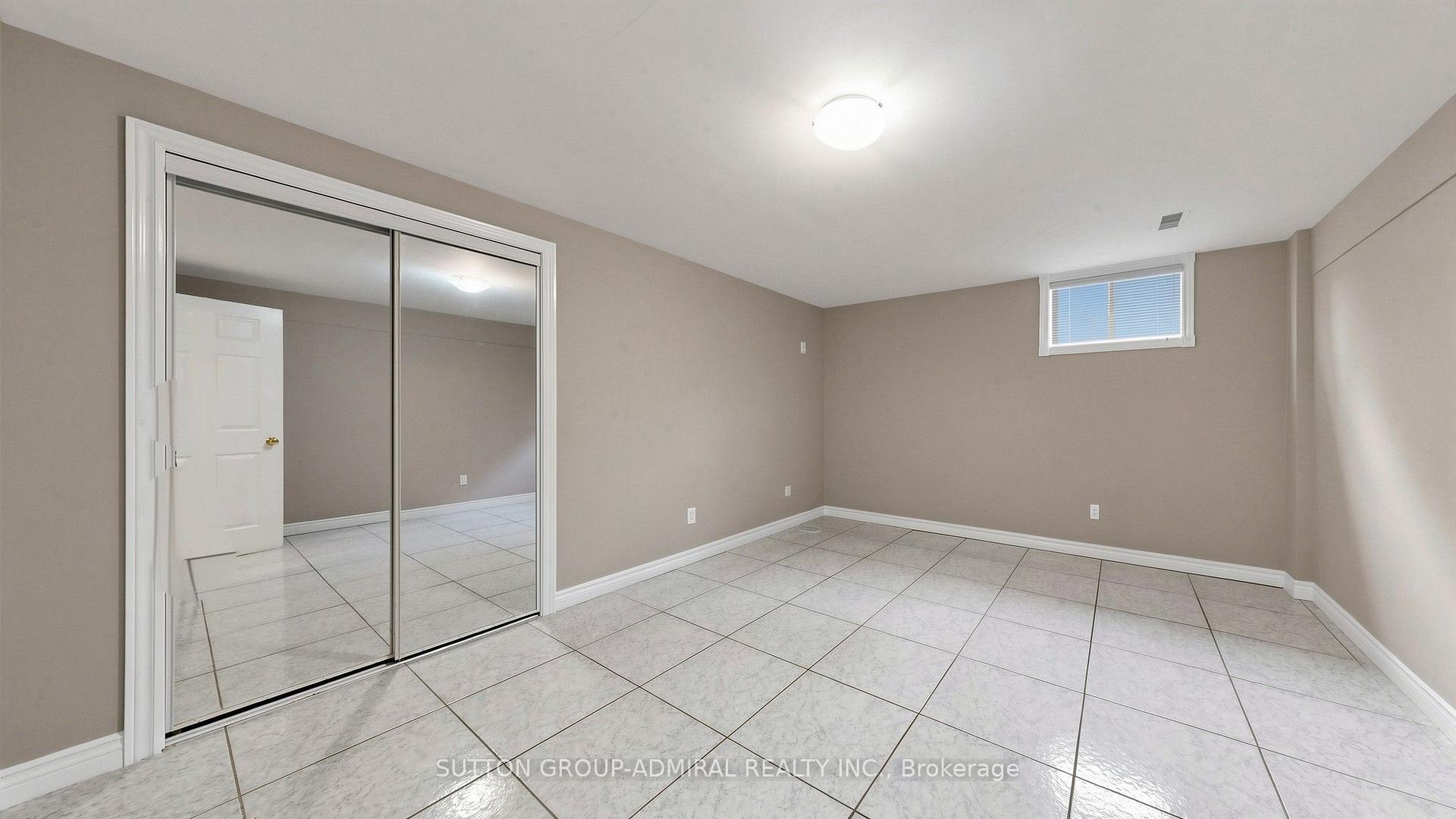 Photo 39 of 41 Captain Armstrong Lane, Markham, Sherwood-Amberglen — HOMEH