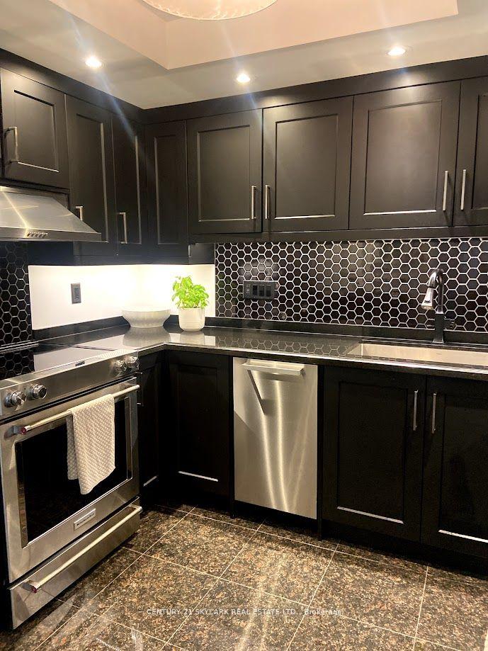 Photo 18 of Unit 706, 8 Lisa Street, Brampton, Queen Street Corridor — HOMEH