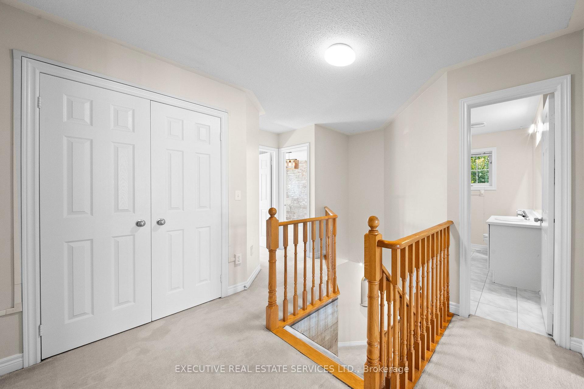 Photo 21 of 56 Samantha Crescent, Brampton, Sandringham-Wellington — HOMEH