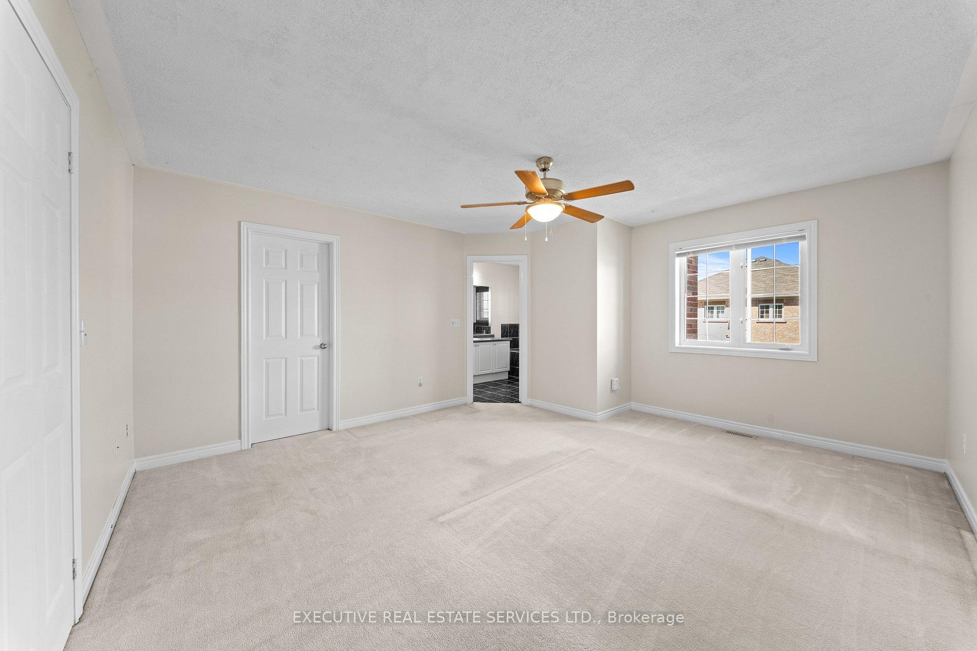 Photo 24 of 56 Samantha Crescent, Brampton, Sandringham-Wellington — HOMEH