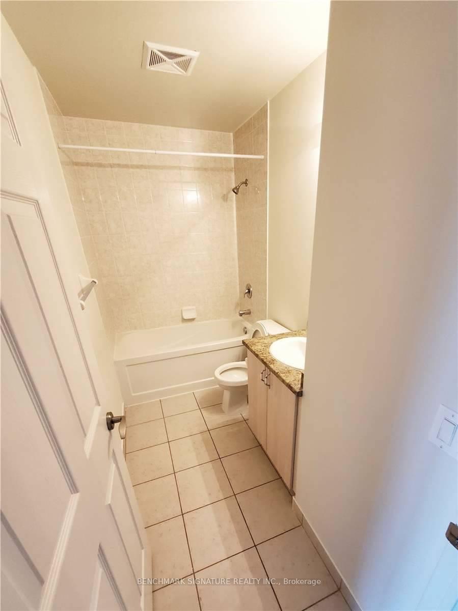 Photo 3 of Unit 217, 339 Rathburn Road W, Mississauga, City Centre — HOMEH