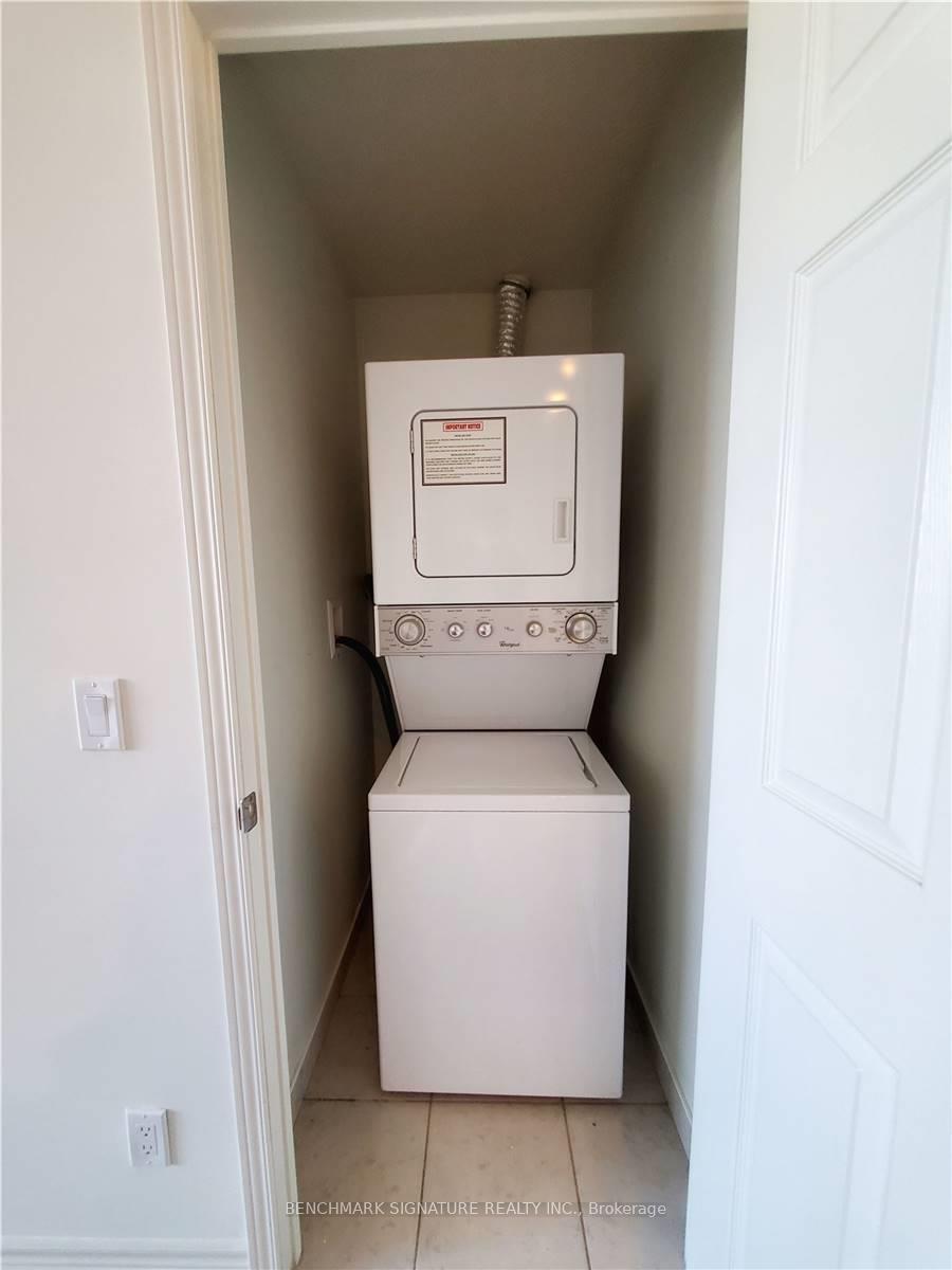 Photo 4 of Unit 217, 339 Rathburn Road W, Mississauga, City Centre — HOMEH