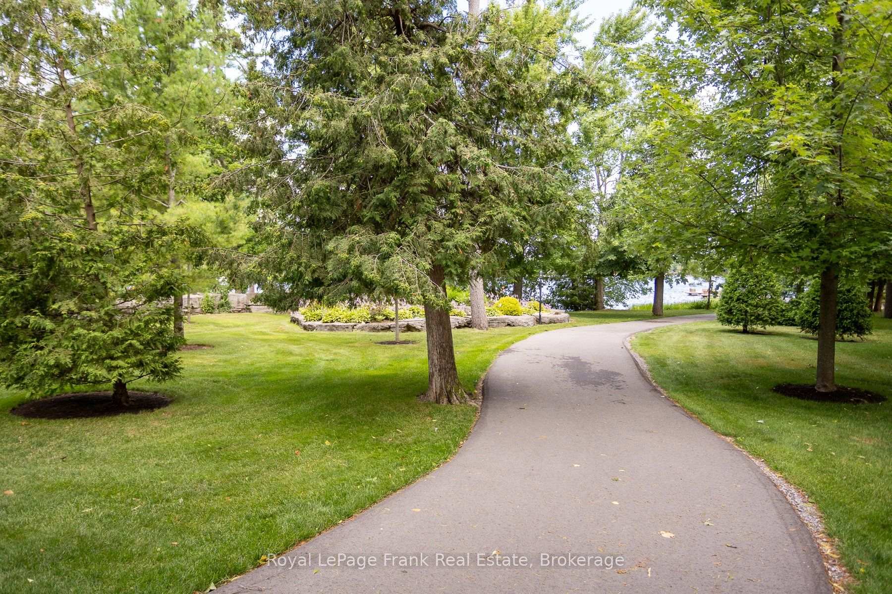 Photo 32 of 3 Ports Drive, Kawartha Lakes, Bobcaygeon — HOMEH