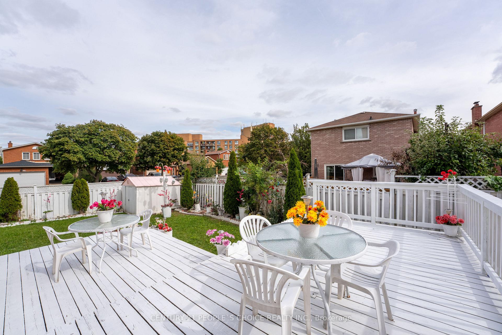 Photo 8 of 30 Daffodil Place, Brampton, Fletcher's Creek South — HOMEH
