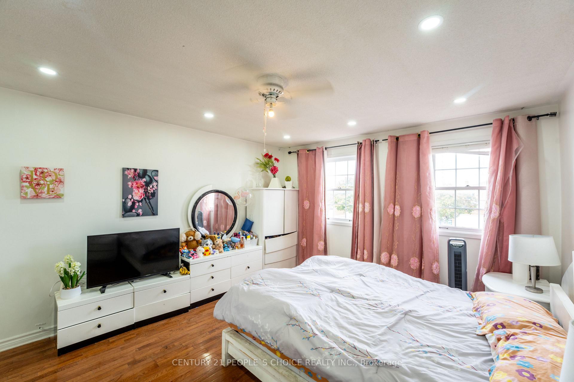 Photo 29 of 30 Daffodil Place, Brampton, Fletcher's Creek South — HOMEH