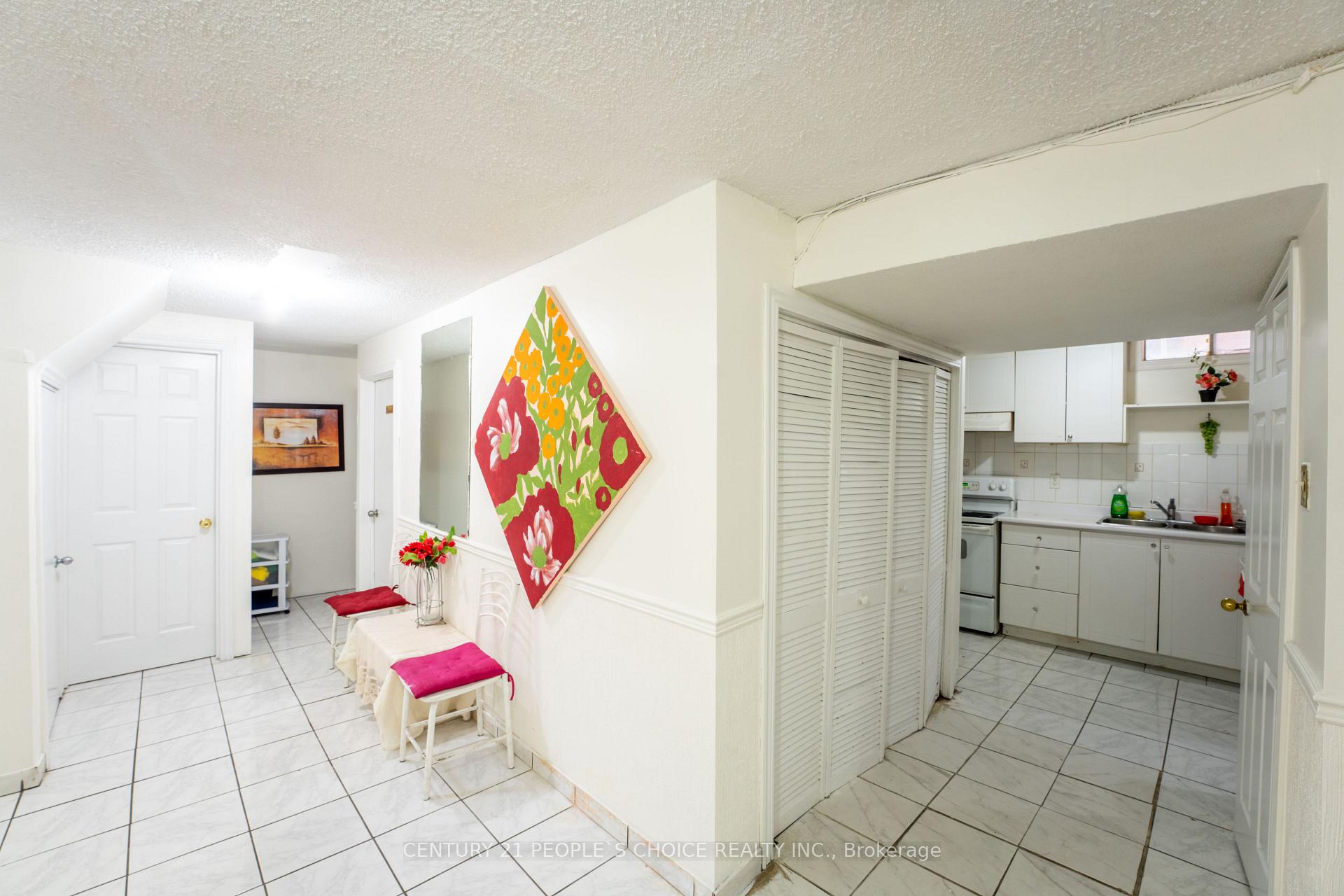 Photo 43 of 30 Daffodil Place, Brampton, Fletcher's Creek South — HOMEH