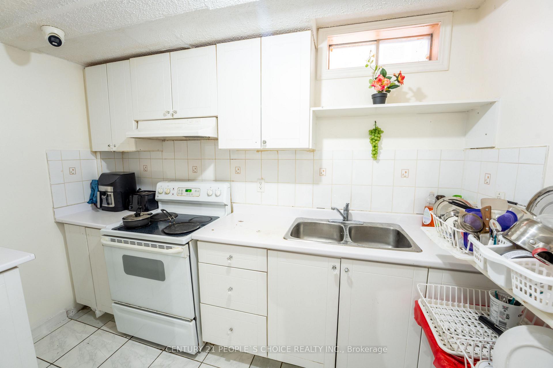 Photo 45 of 30 Daffodil Place, Brampton, Fletcher's Creek South — HOMEH