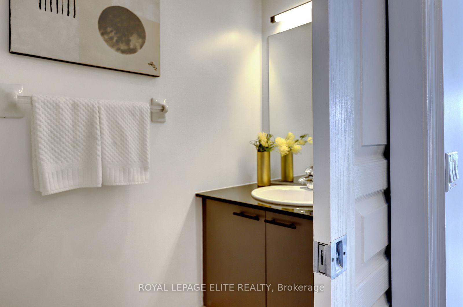 Photo 24 of Unit 405, 437 Roncesvalles Avenue, Toronto, Roncesvalles — HOMEH