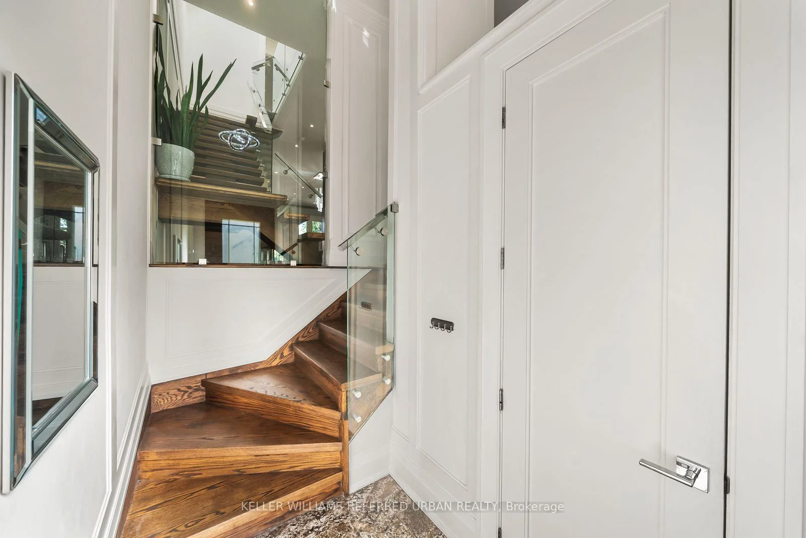 Photo 26 of 32 Cranbrooke Avenue, Toronto, Lawrence Park North — HOMEH