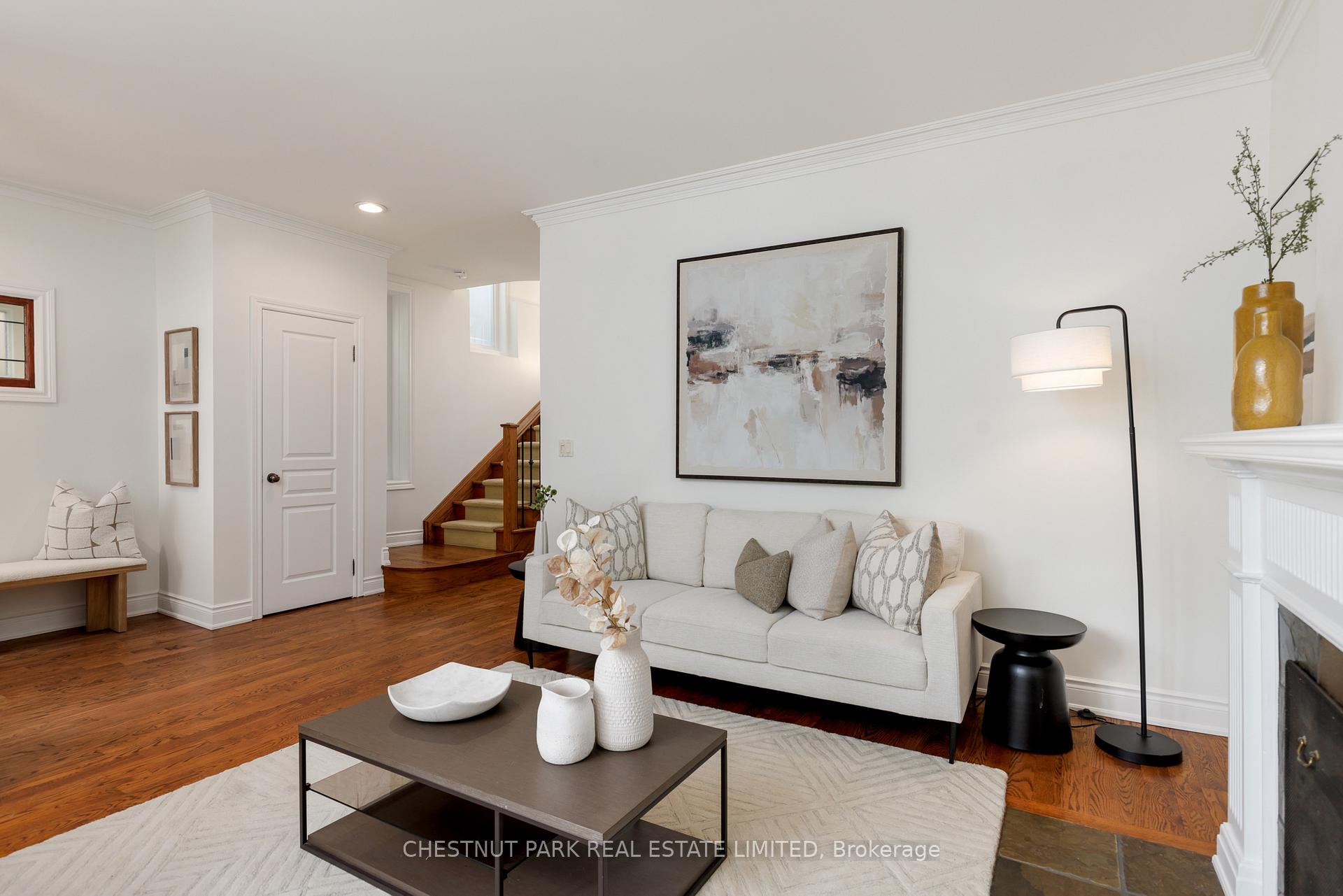 Photo 6 of 36 Camberwell Road, Toronto, Humewood-Cedarvale — HOMEH