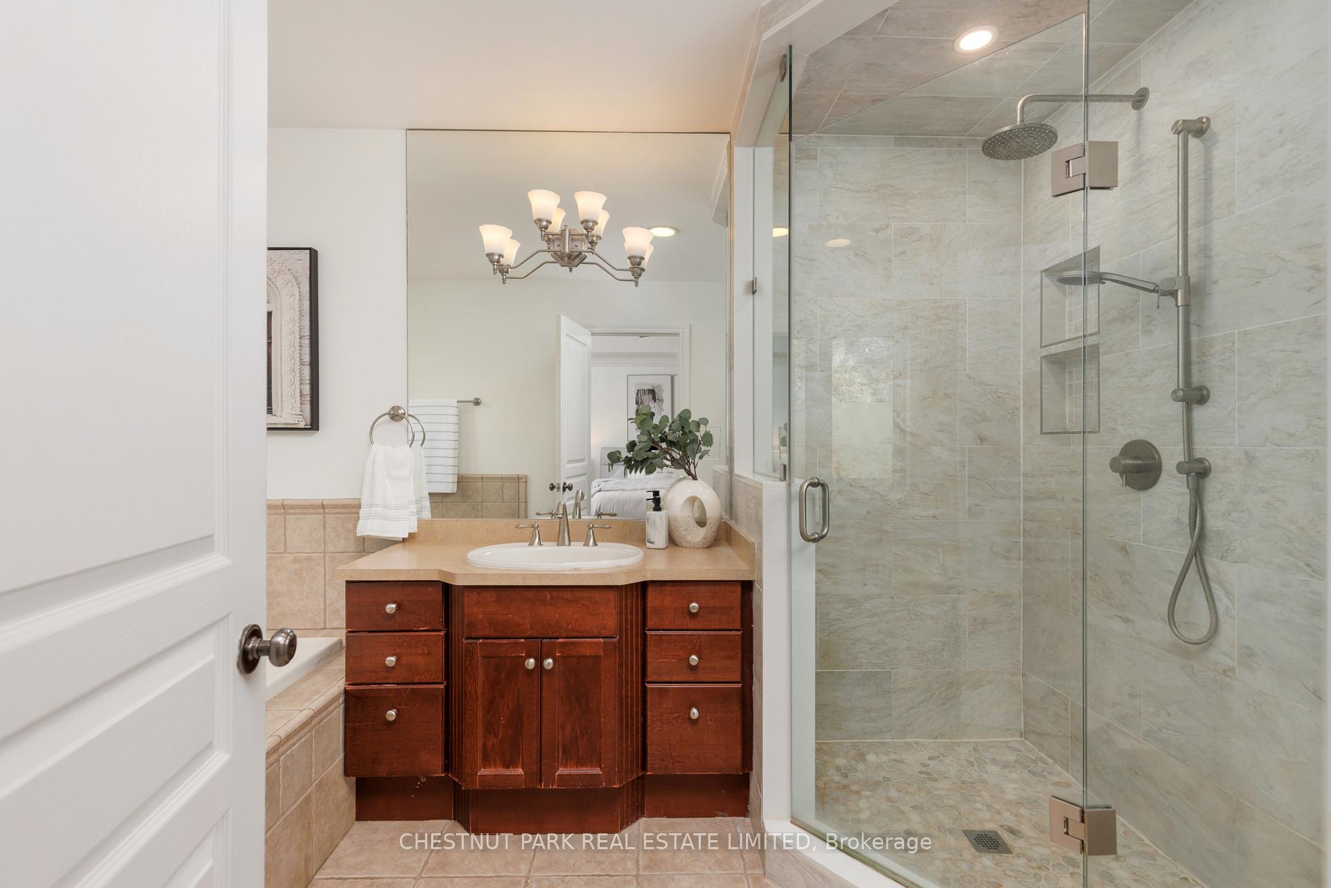 Photo 24 of 36 Camberwell Road, Toronto, Humewood-Cedarvale — HOMEH