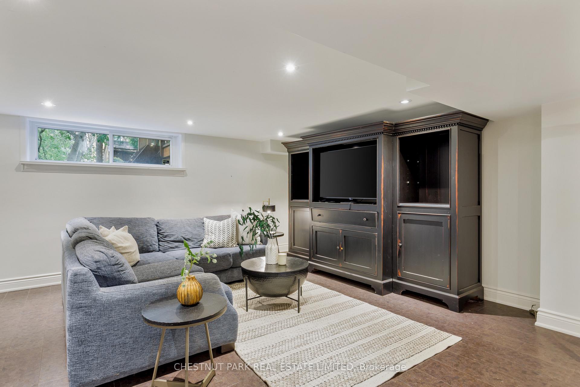 Photo 39 of 36 Camberwell Road, Toronto, Humewood-Cedarvale — HOMEH