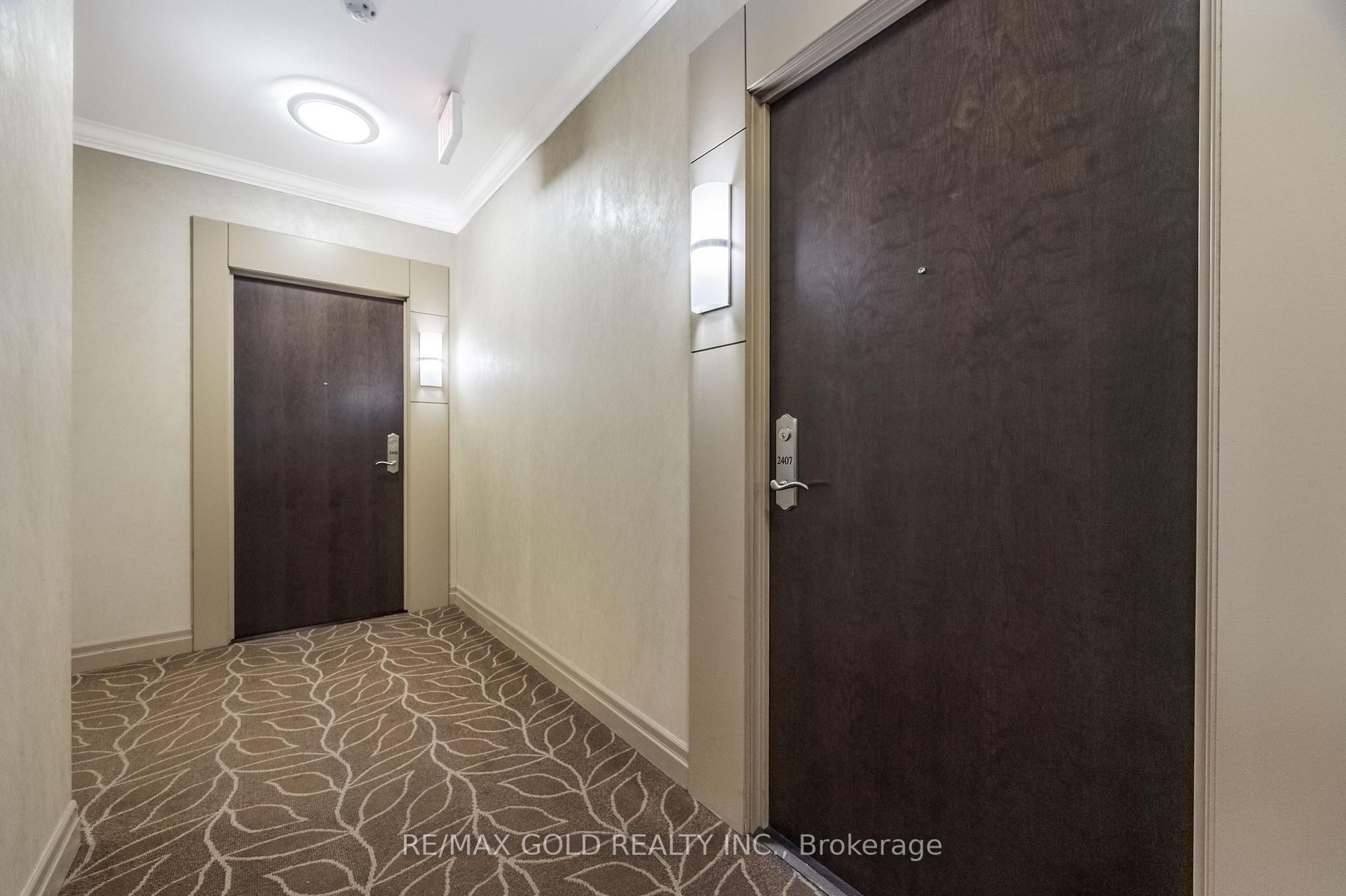 Photo 7 of Unit 2407, 100 John Street, Brampton, Downtown Brampton — HOMEH