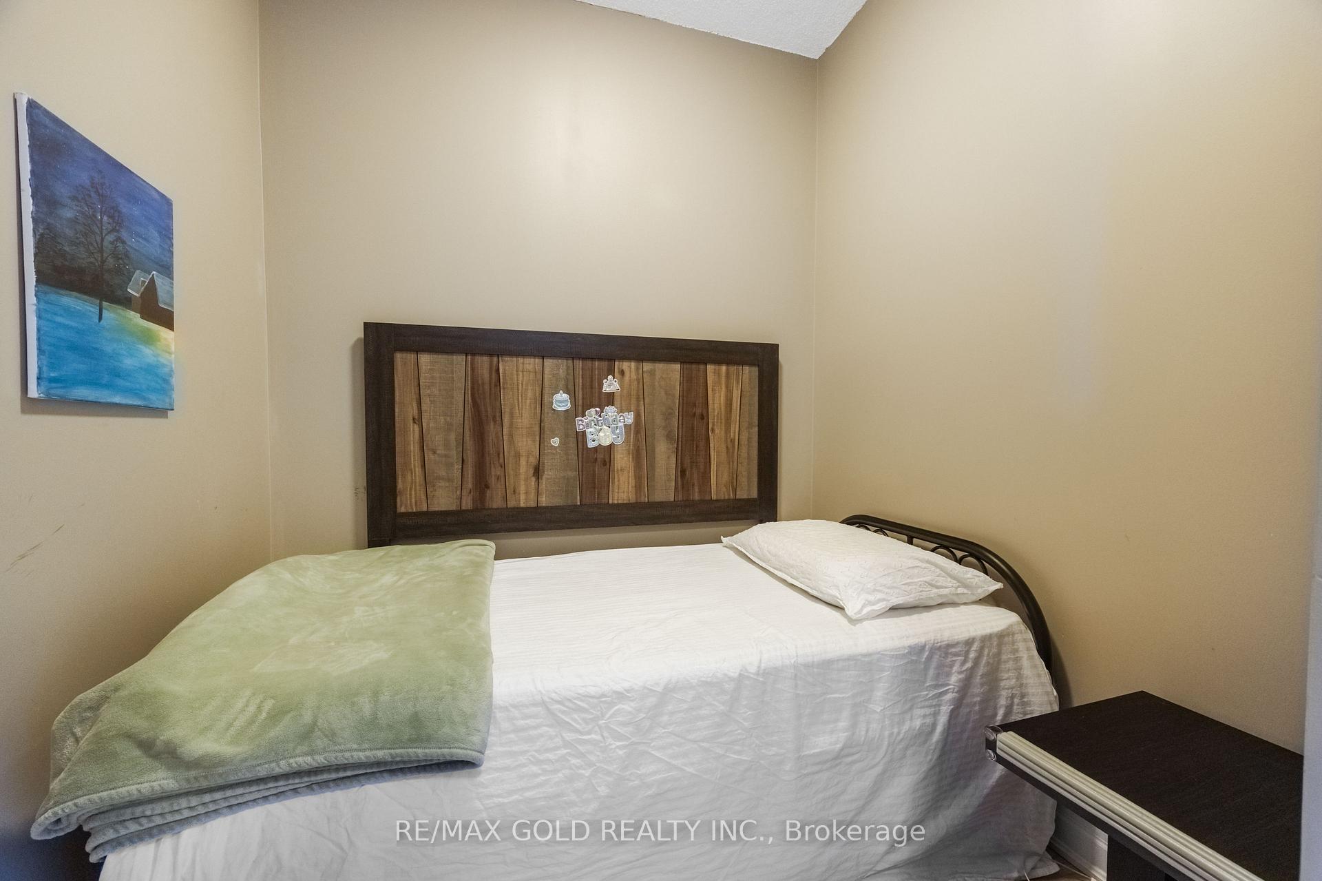 Photo 23 of Unit 2407, 100 John Street, Brampton, Downtown Brampton — HOMEH