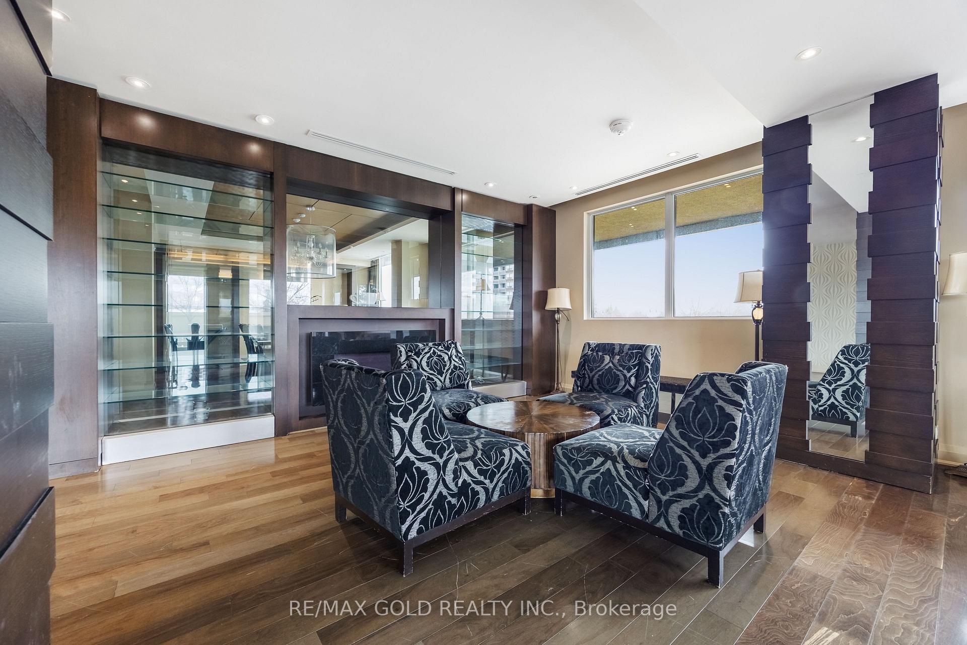 Photo 26 of Unit 2407, 100 John Street, Brampton, Downtown Brampton — HOMEH
