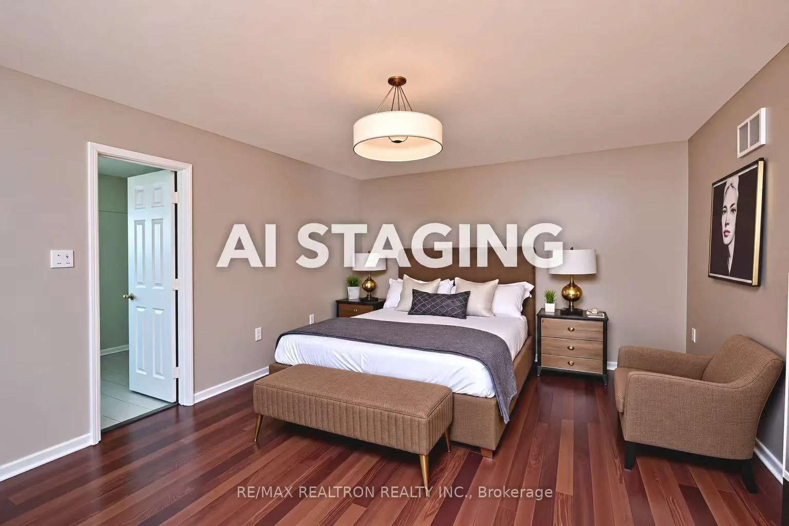 Photo 6 of 147 Laramie Crescent, Vaughan, Patterson — HOMEH