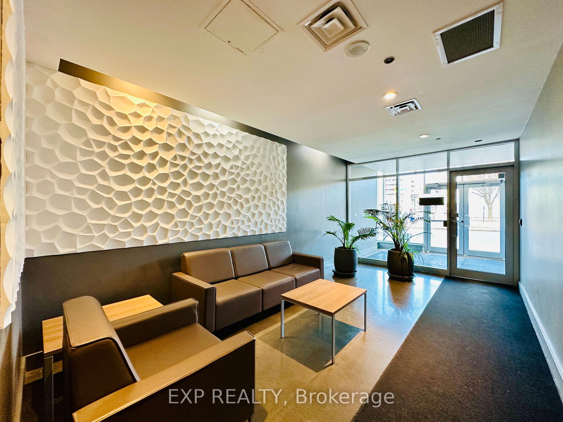Photo 3 of Unit 1006, 180 York Street, Ottawa, Lower Town/Byward Market — HOMEH