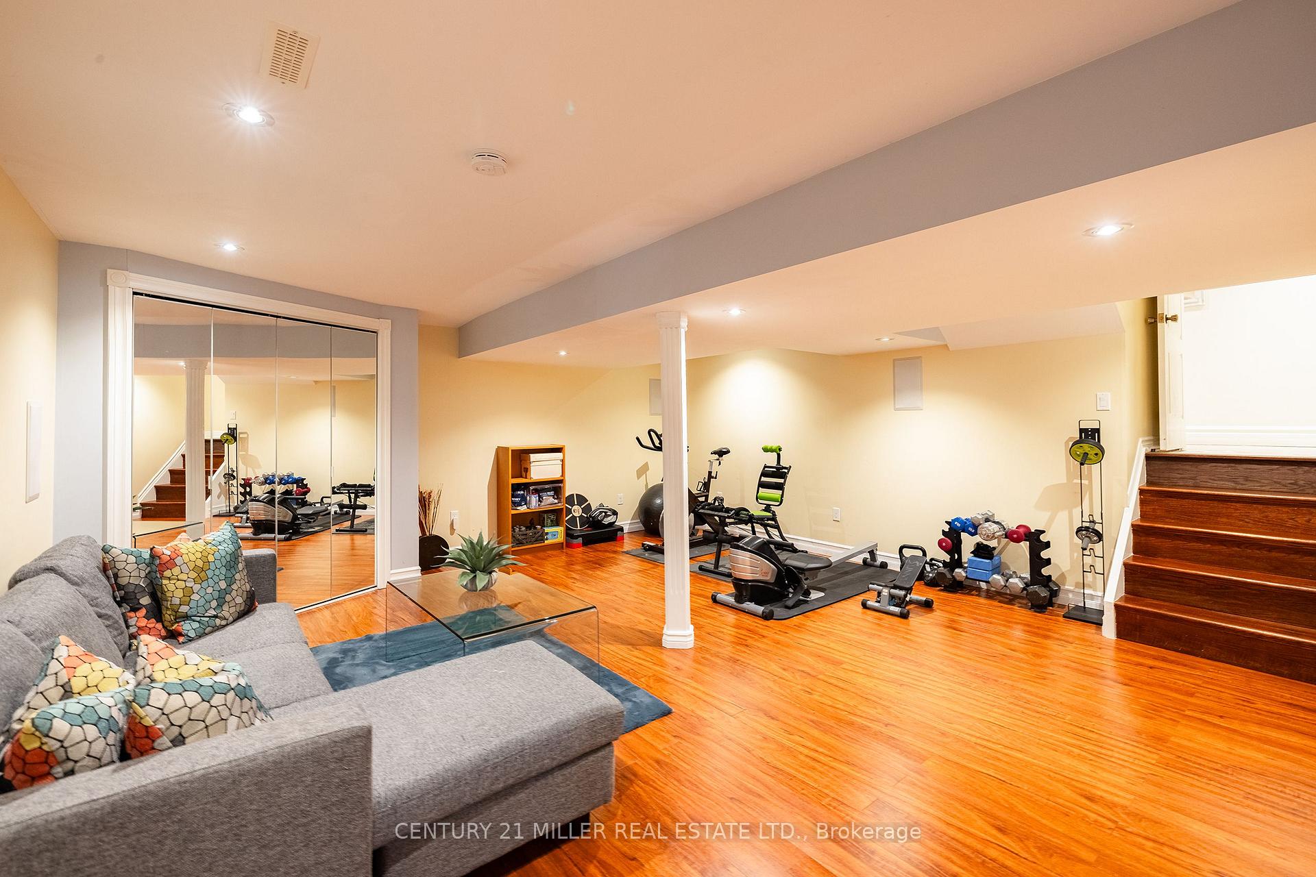 Photo 26 of 130 Tavistock Square, Oakville, Southwest — HOMEH