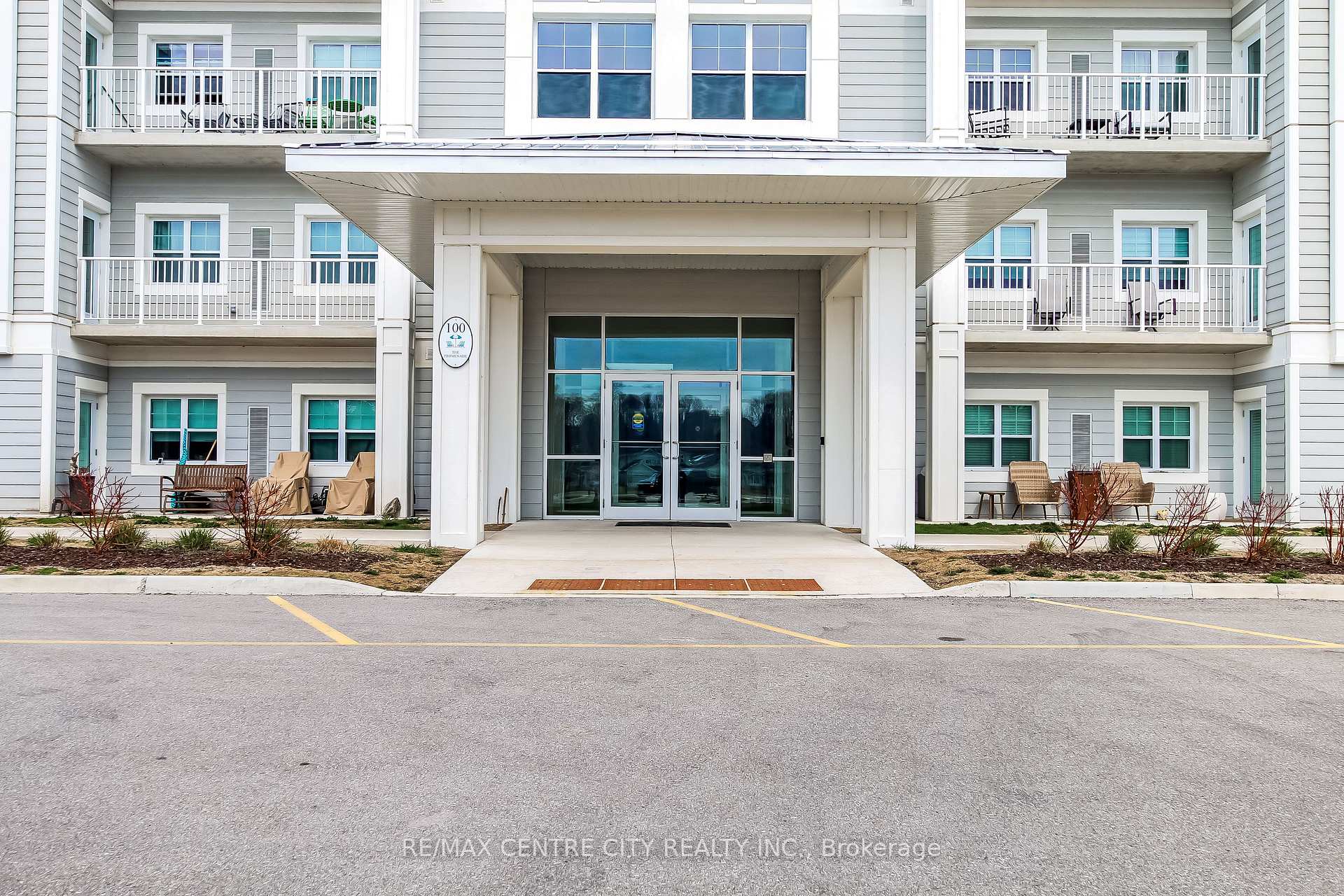 Photo 2 of Unit 311, 100 The Promenade, Central Elgin, Port Stanley — HOMEH