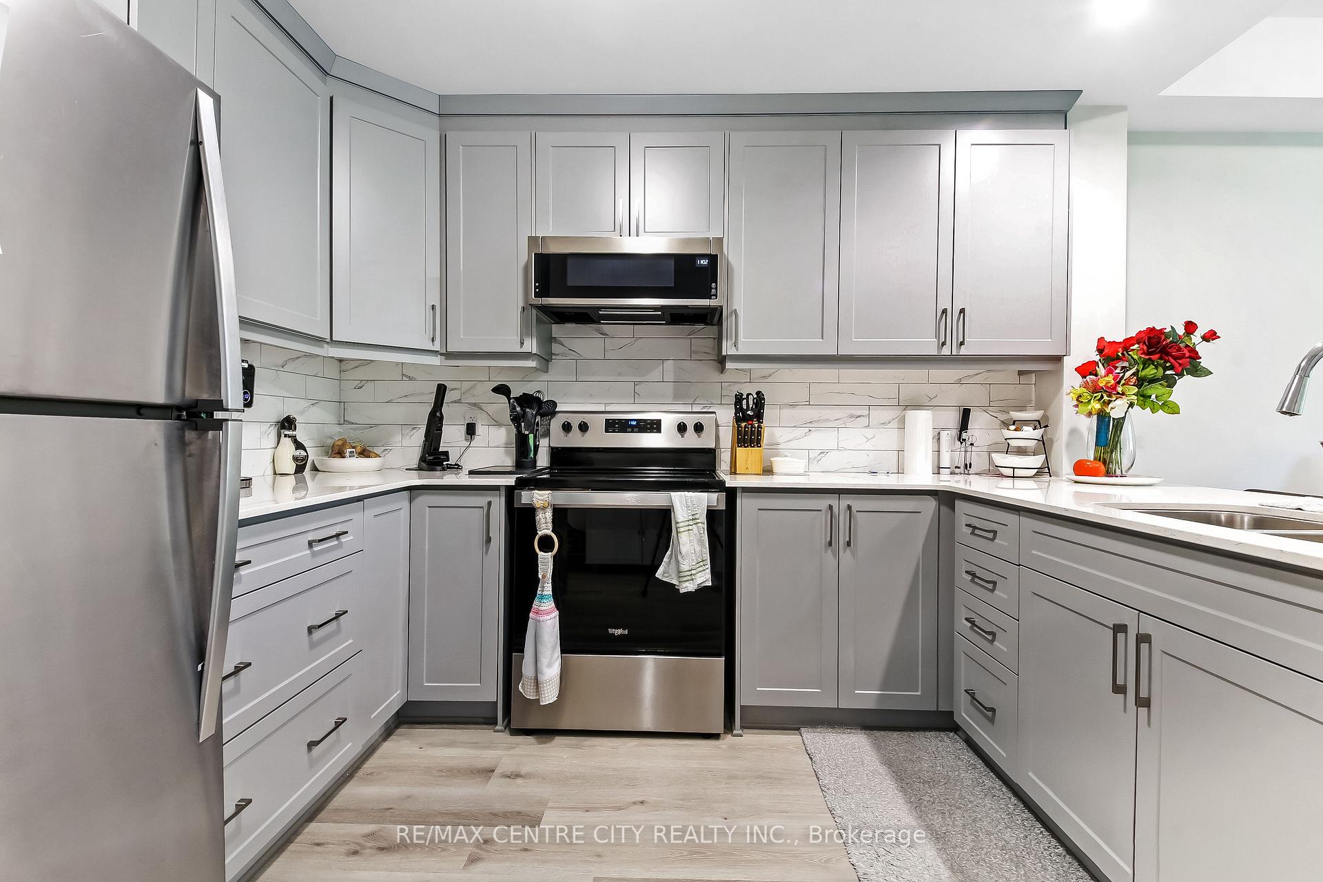 Photo 12 of Unit 311, 100 The Promenade, Central Elgin, Port Stanley — HOMEH
