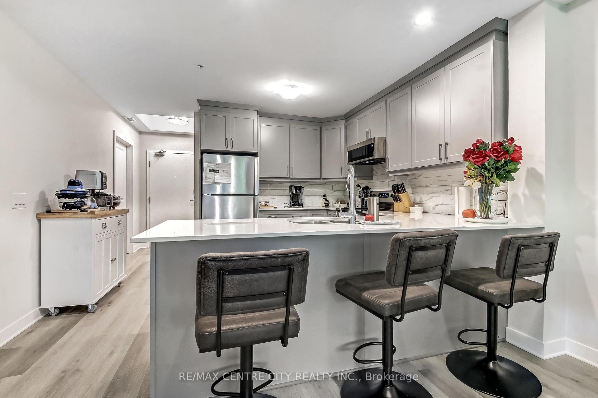 Photo 13 of Unit 311, 100 The Promenade, Central Elgin, Port Stanley — HOMEH