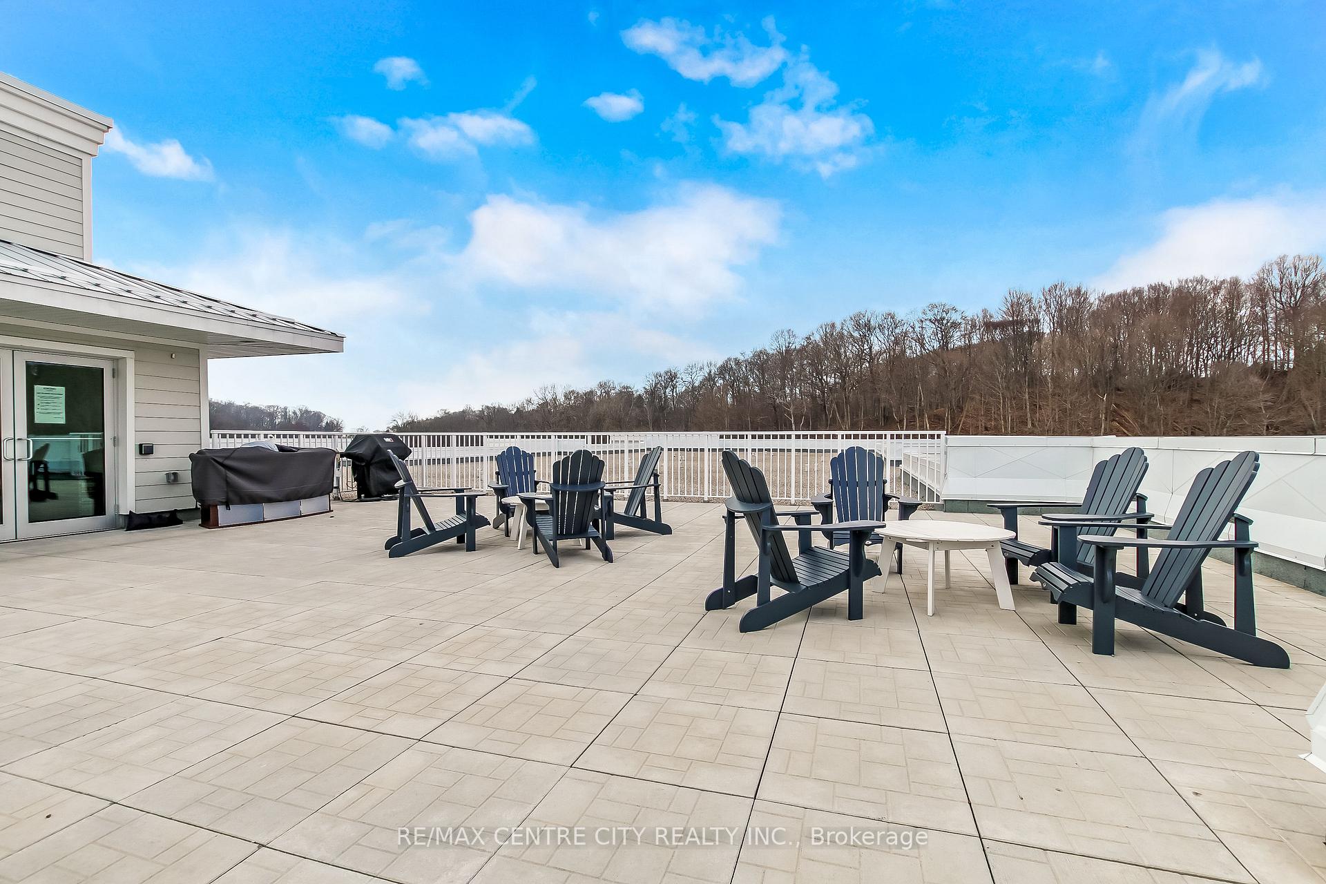 Photo 17 of Unit 311, 100 The Promenade, Central Elgin, Port Stanley — HOMEH