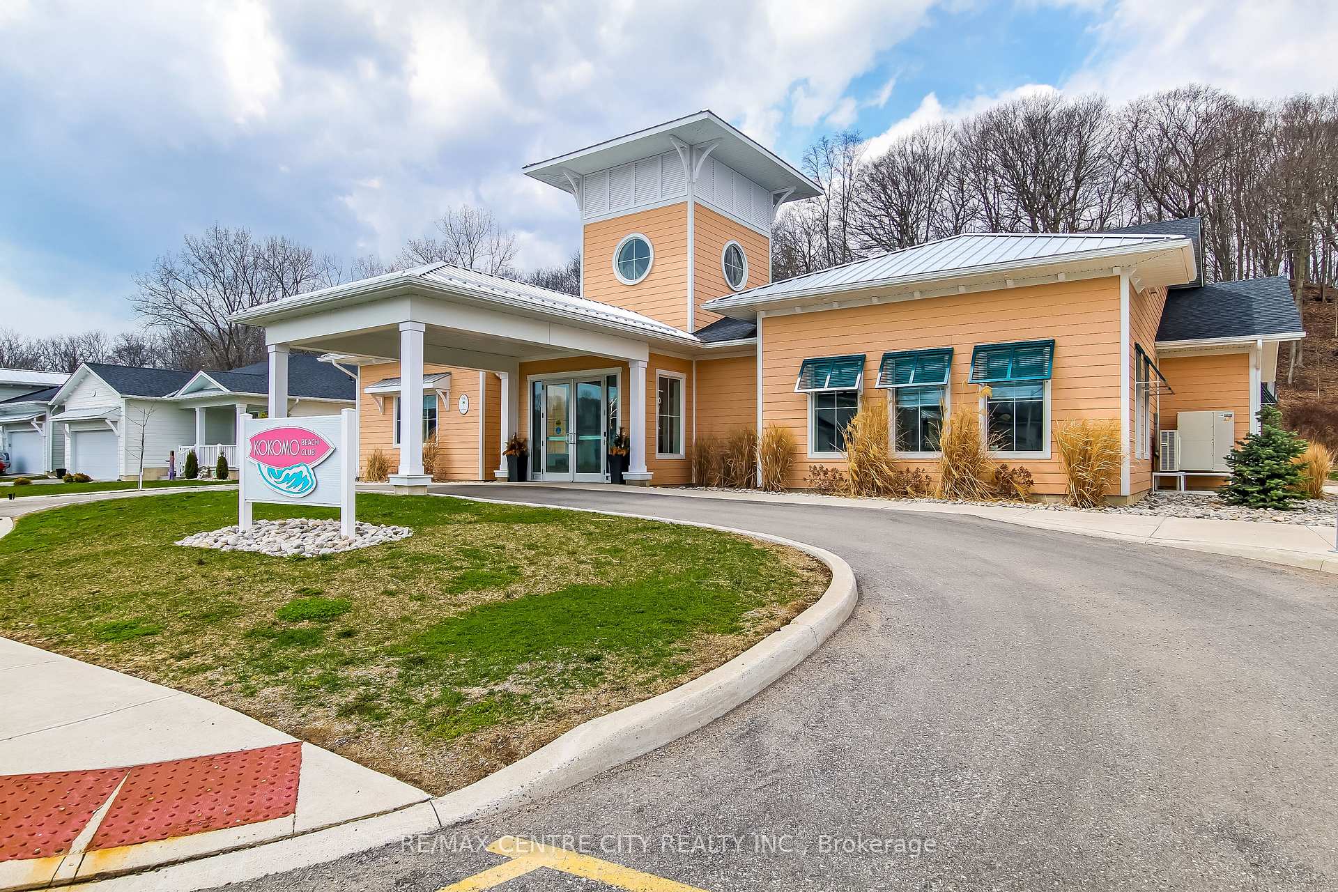 Photo 21 of Unit 311, 100 The Promenade, Central Elgin, Port Stanley — HOMEH