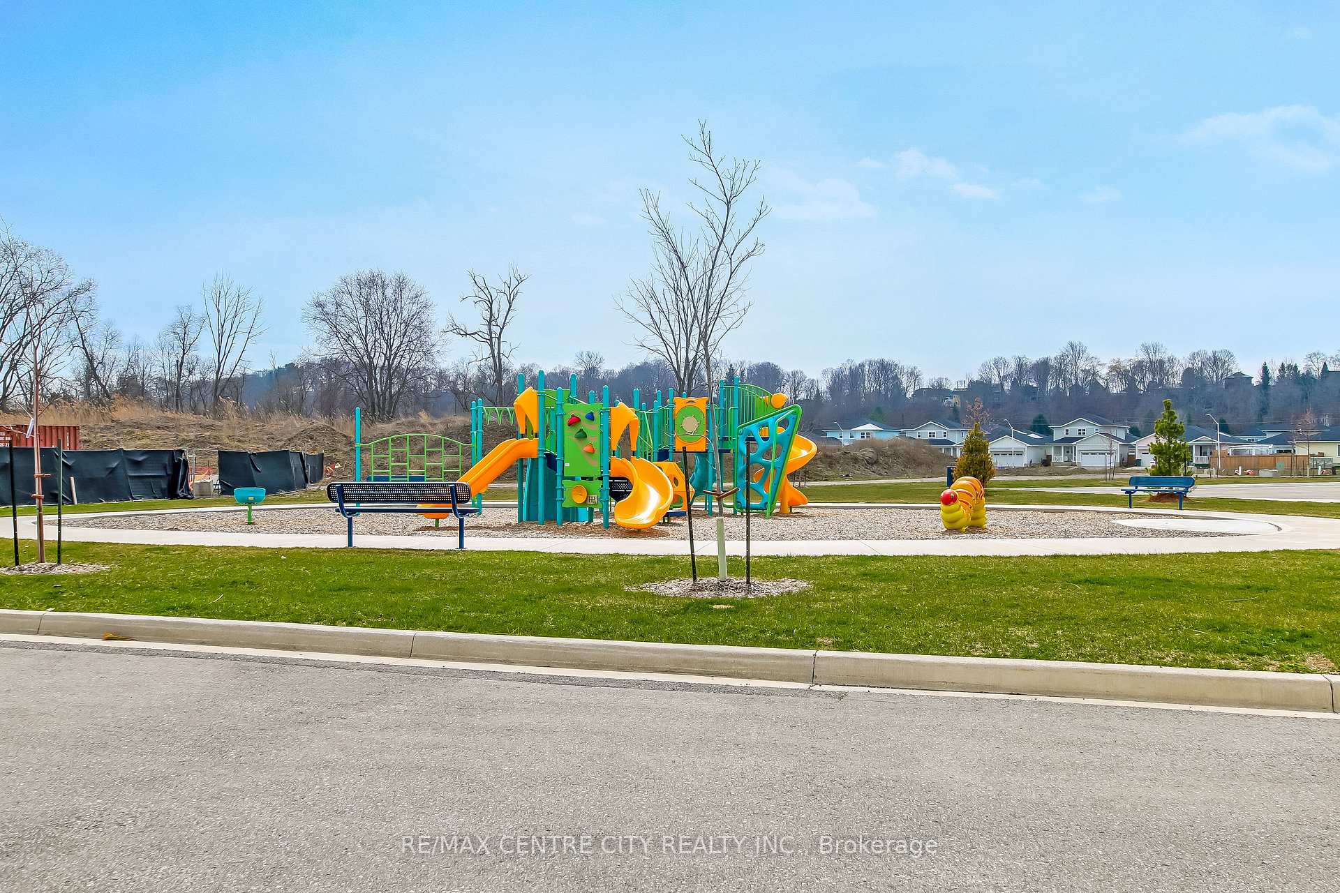 Photo 23 of Unit 311, 100 The Promenade, Central Elgin, Port Stanley — HOMEH