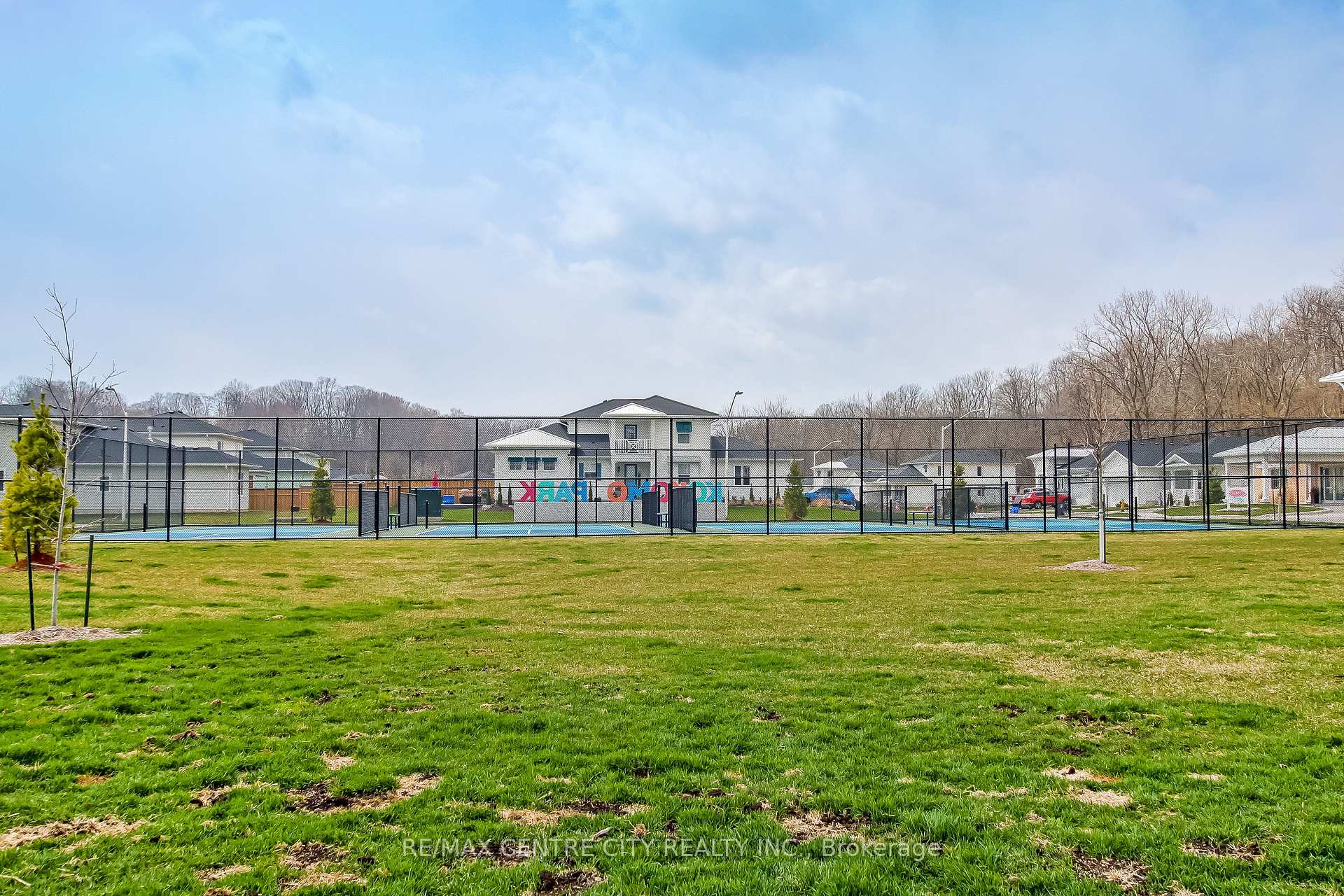 Photo 24 of Unit 311, 100 The Promenade, Central Elgin, Port Stanley — HOMEH