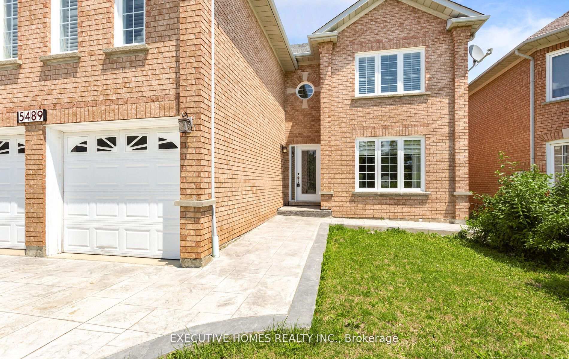 Photo 3 of 5489 Glen Erin Drive, Mississauga, Central Erin Mills — HOMEH