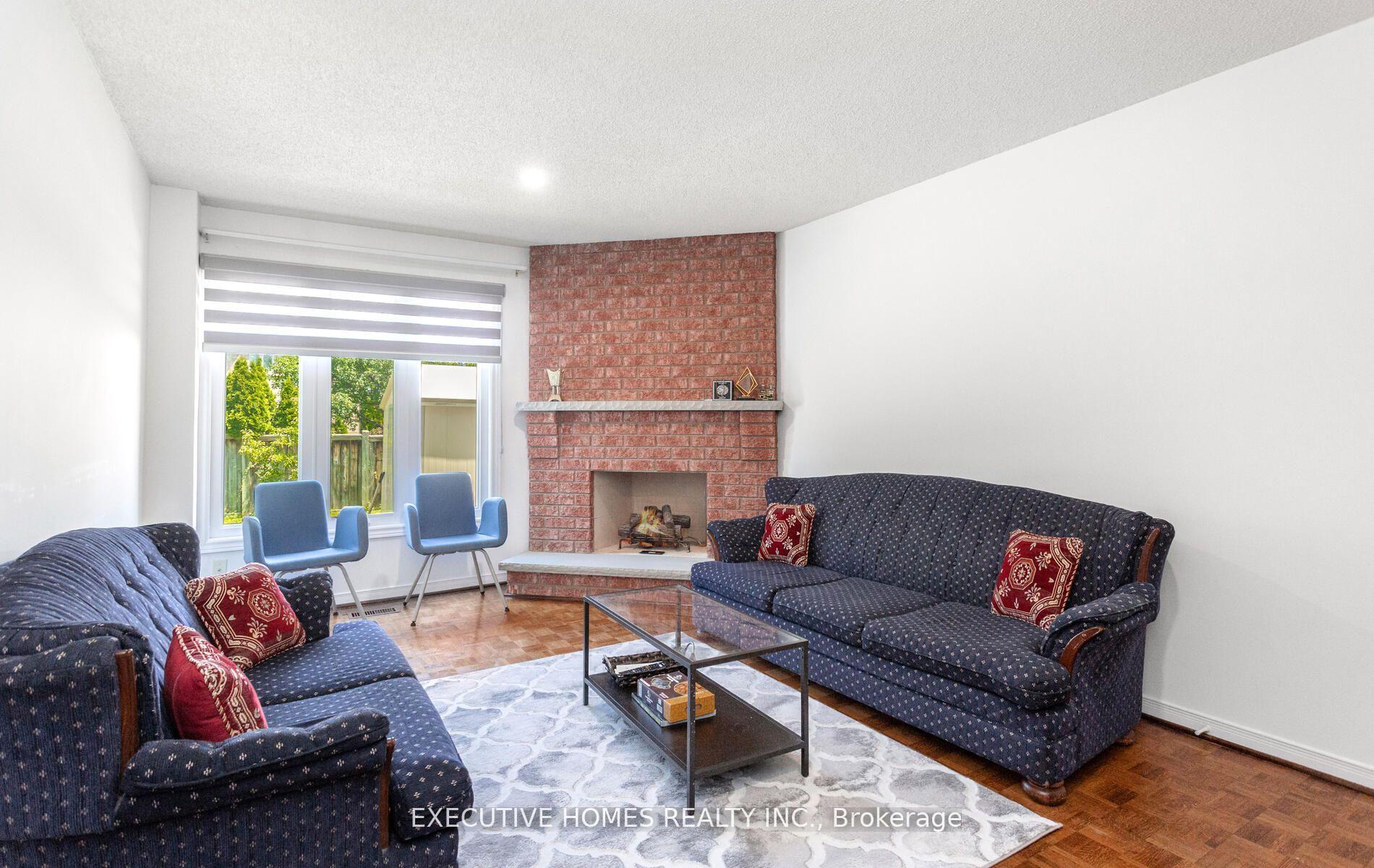 Photo 14 of 5489 Glen Erin Drive, Mississauga, Central Erin Mills — HOMEH