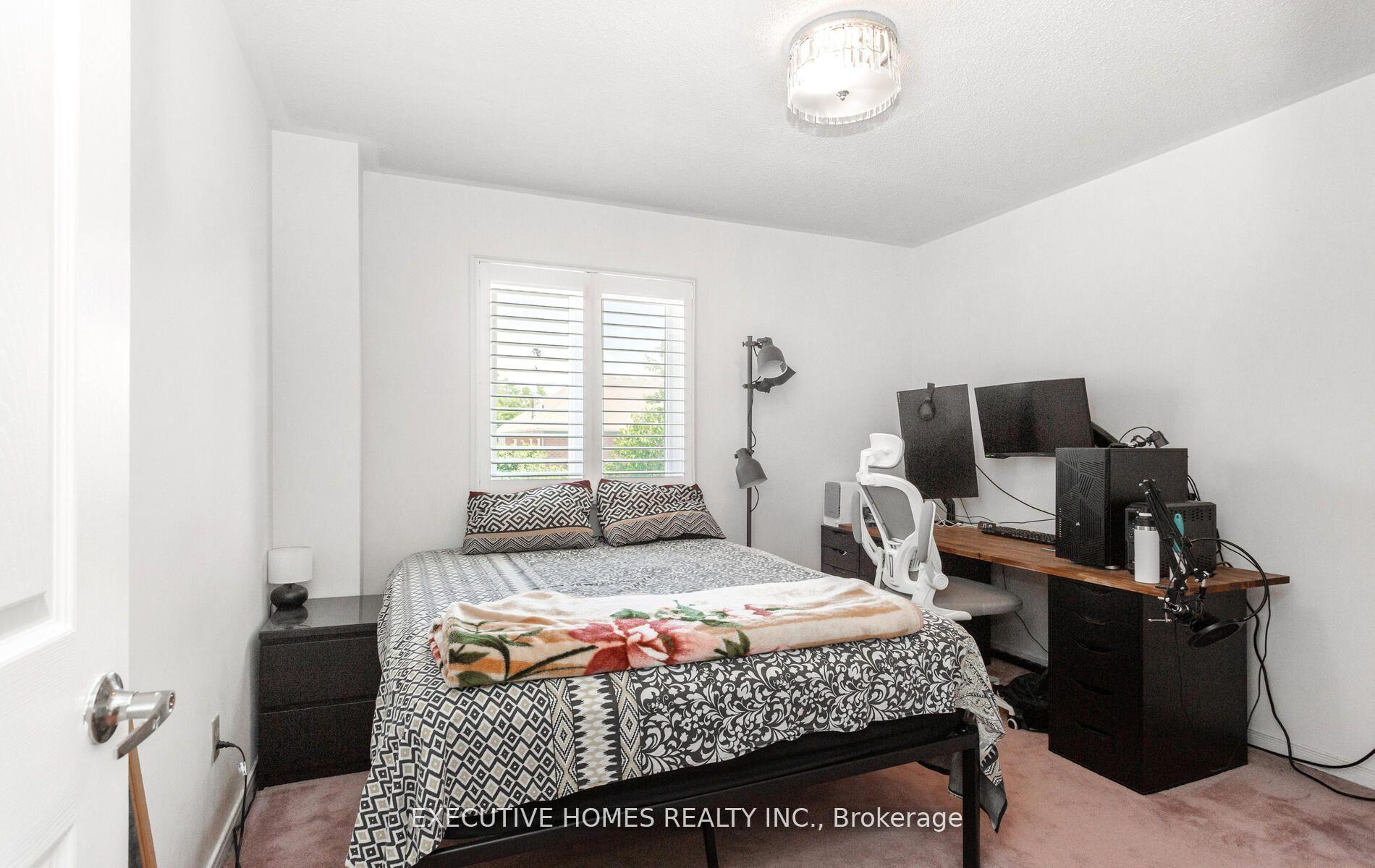 Photo 30 of 5489 Glen Erin Drive, Mississauga, Central Erin Mills — HOMEH