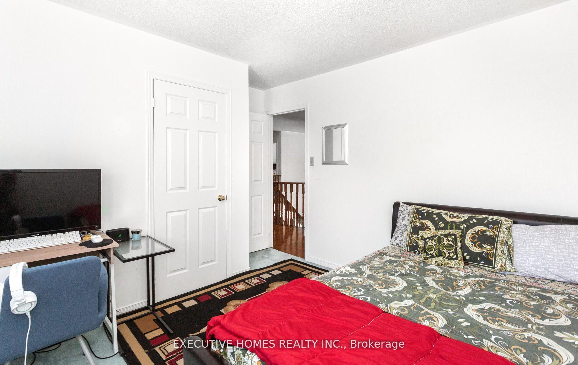 Photo 33 of 5489 Glen Erin Drive, Mississauga, Central Erin Mills — HOMEH