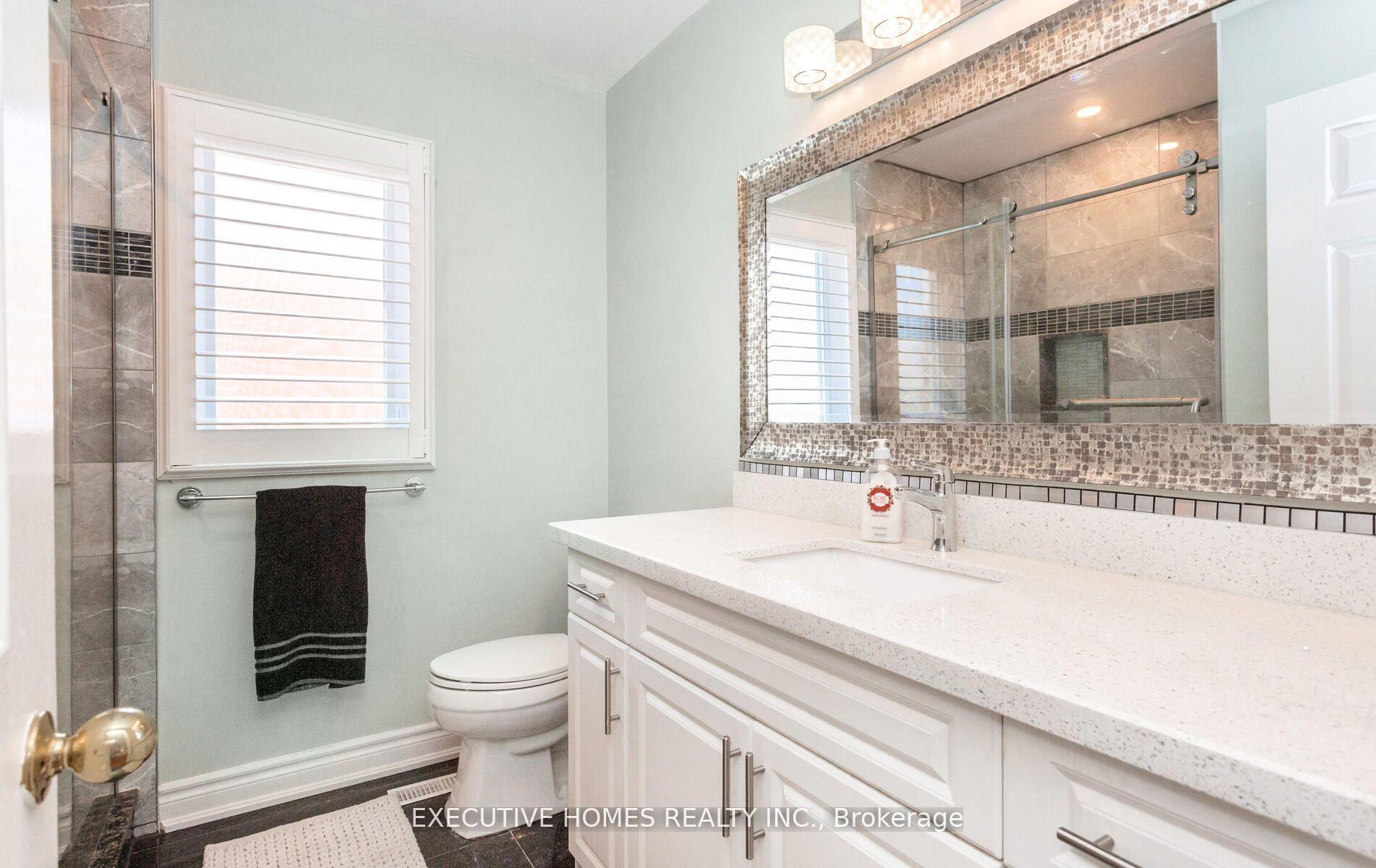 Photo 43 of 5489 Glen Erin Drive, Mississauga, Central Erin Mills — HOMEH