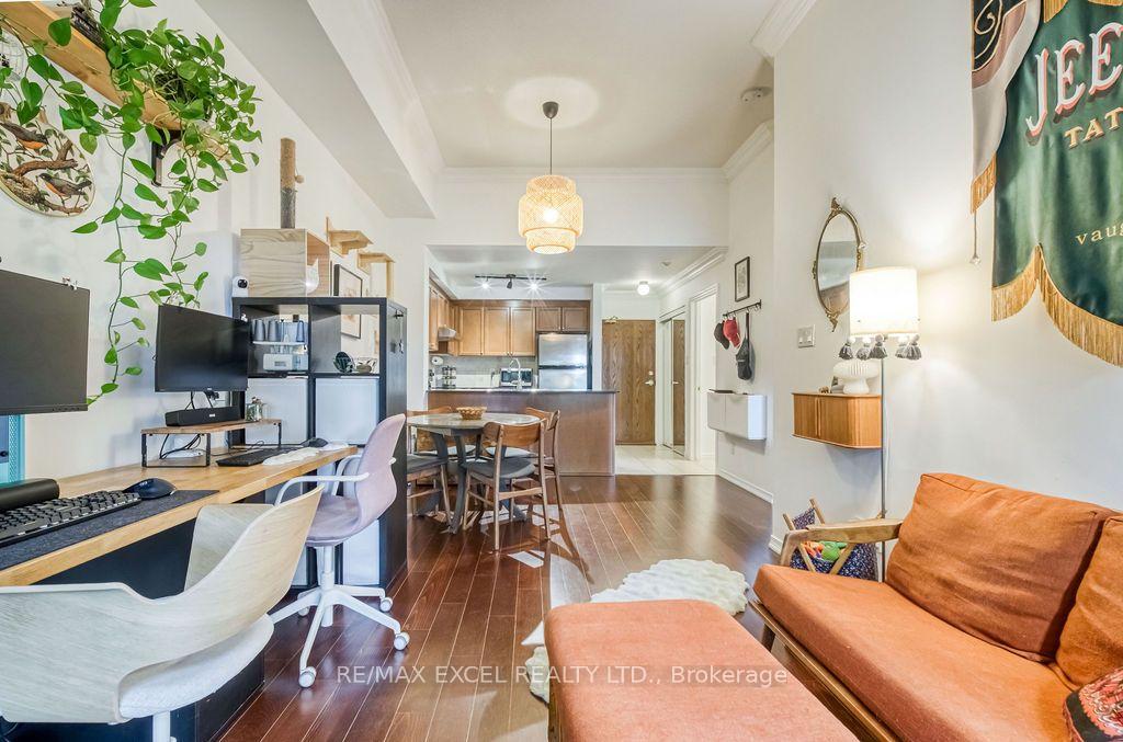 Photo 12 of Unit 102, 8 Maison Parc Court, Vaughan, Lakeview Estates — HOMEH