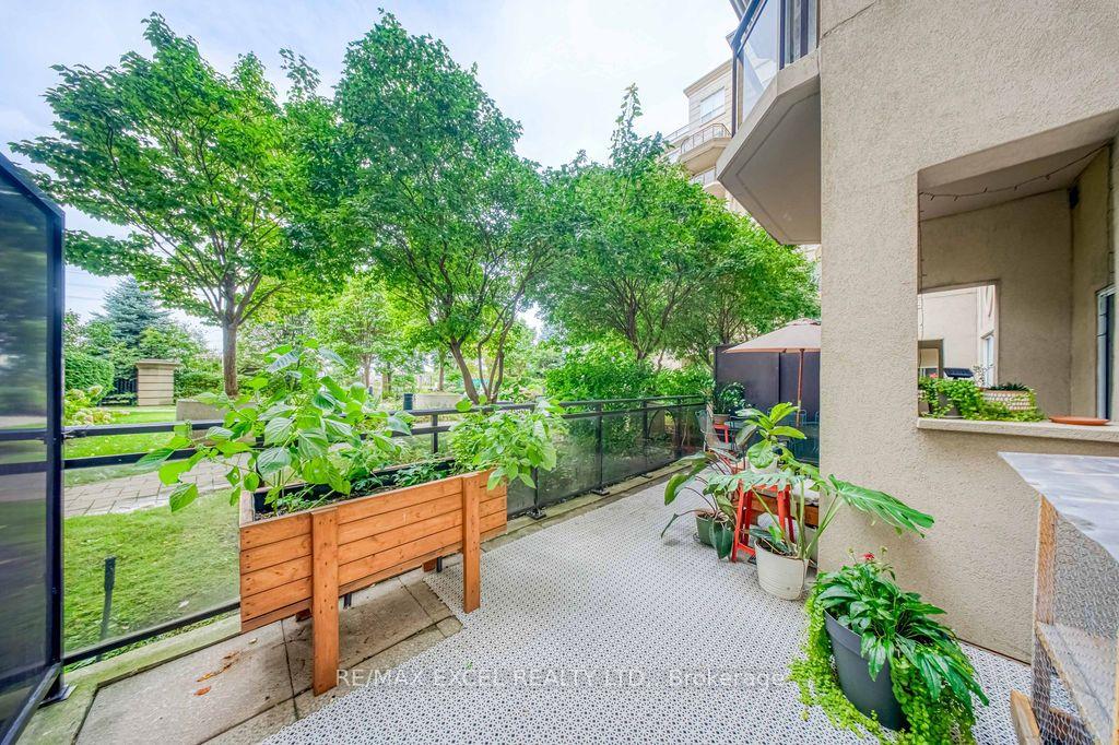 Photo 24 of Unit 102, 8 Maison Parc Court, Vaughan, Lakeview Estates — HOMEH