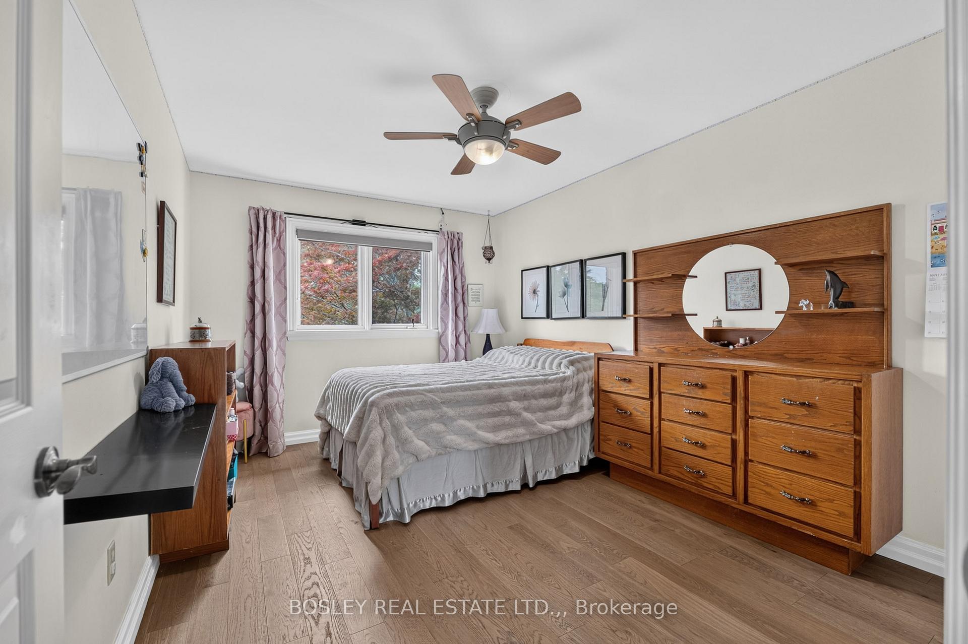 Photo 23 of 28 Arbour Glen Drive, St. Catharines, Grapeview — HOMEH
