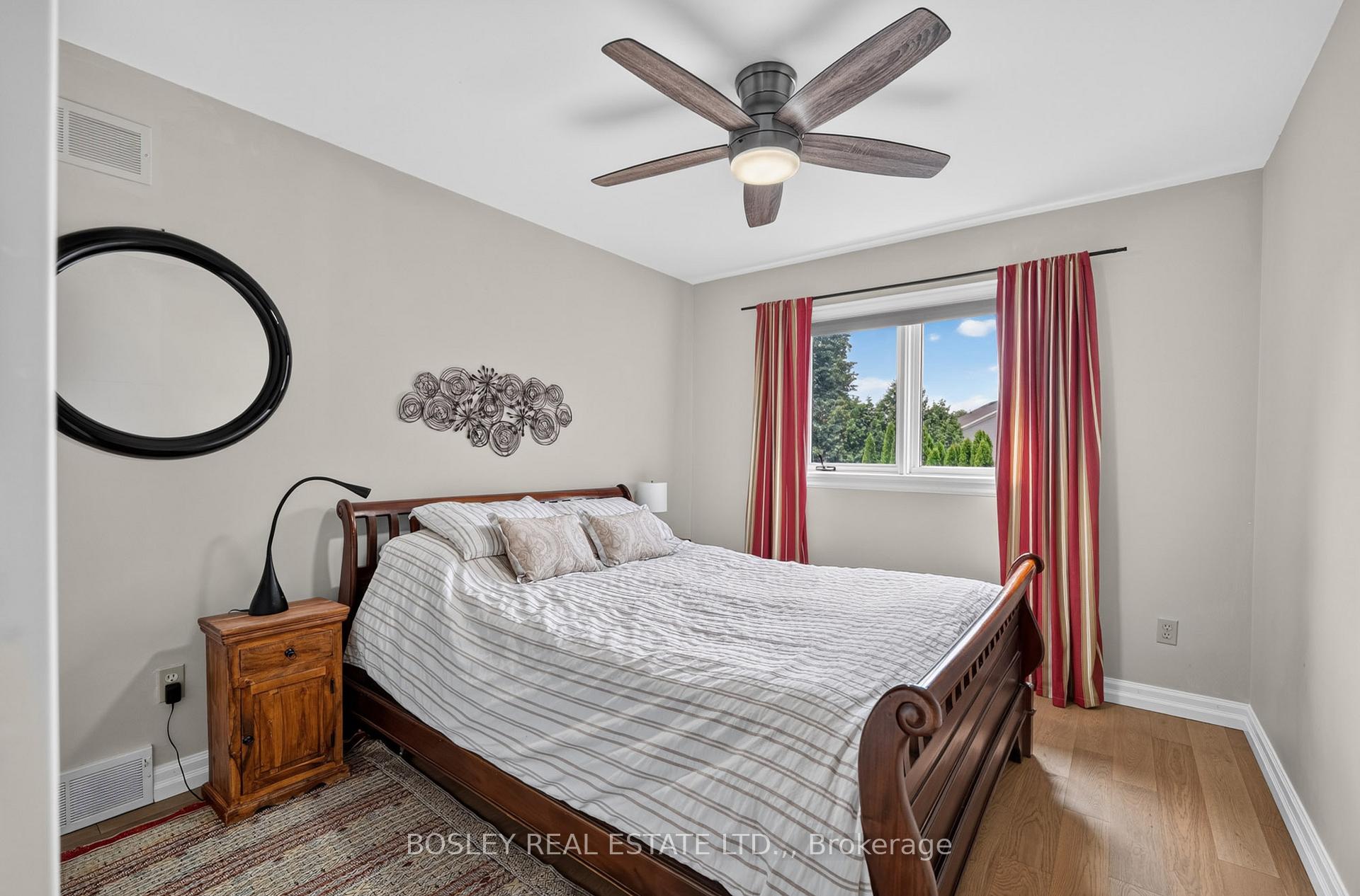 Photo 25 of 28 Arbour Glen Drive, St. Catharines, Grapeview — HOMEH