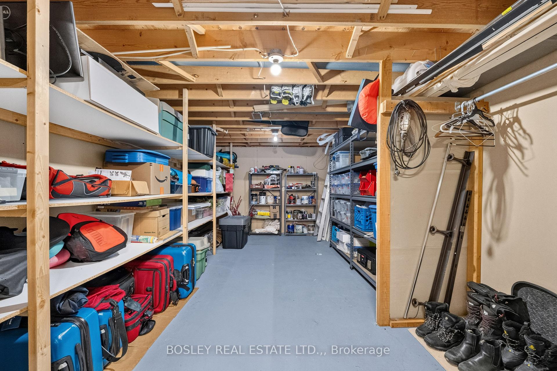 Photo 31 of 28 Arbour Glen Drive, St. Catharines, Grapeview — HOMEH