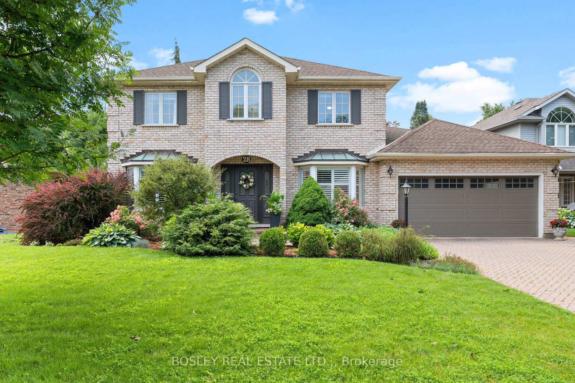 Photo 37 of 28 Arbour Glen Drive, St. Catharines, Grapeview — HOMEH