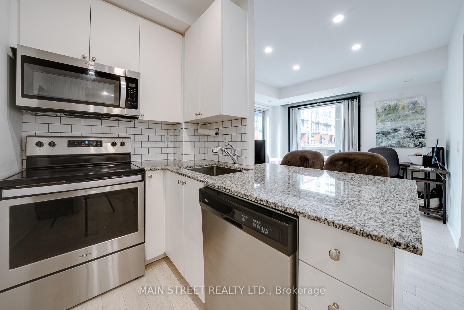 Photo 6 of Unit 702, 5299 Highway 7 Street, Vaughan, Vaughan Grove — HOMEH