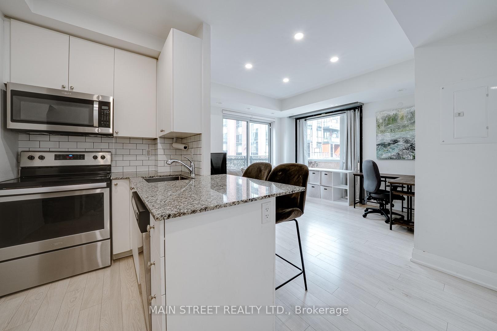 Photo 7 of Unit 702, 5299 Highway 7 Street, Vaughan, Vaughan Grove — HOMEH