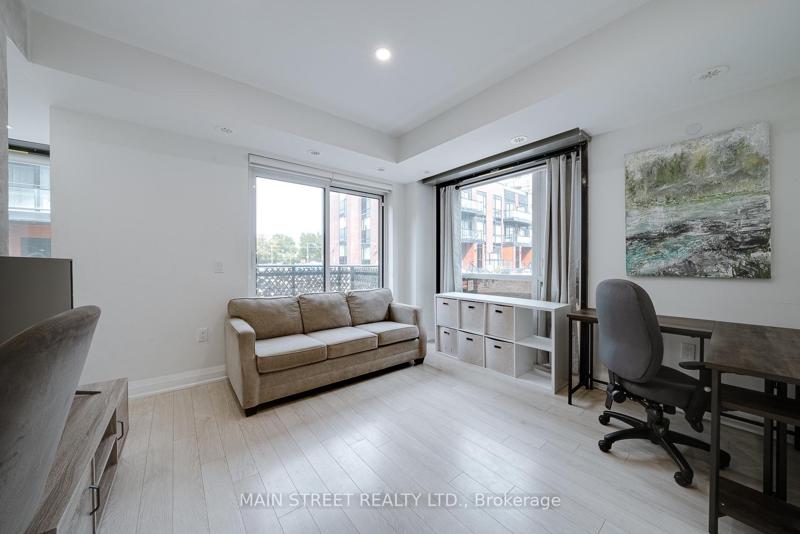 Photo 13 of Unit 702, 5299 Highway 7 Street, Vaughan, Vaughan Grove — HOMEH