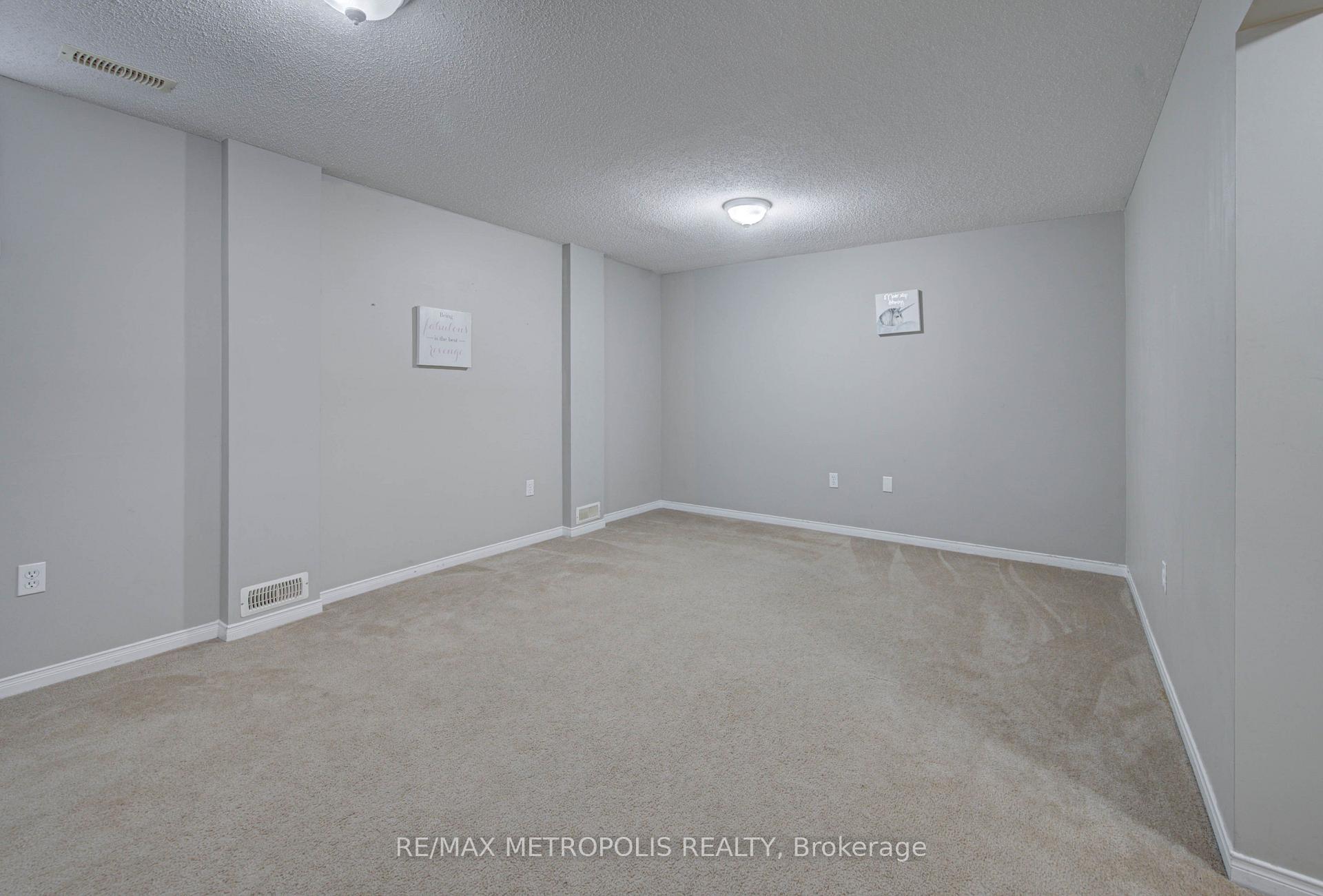 Photo 51 of Unit 37, 124 Gosling Gardens, Guelph, Clairfields/Hanlon Business Park — HOMEH
