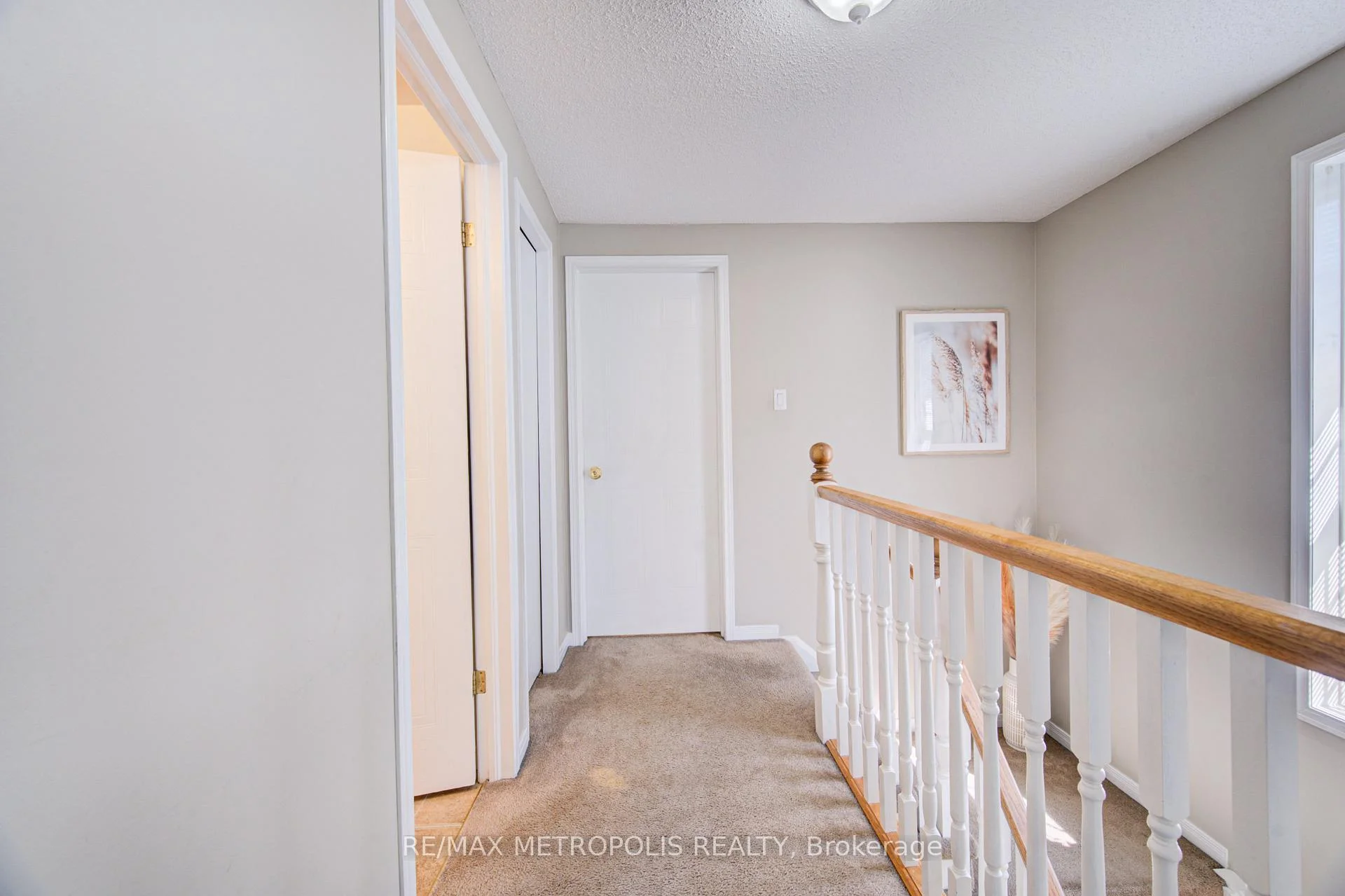 Photo 38 of Unit 37, 124 Gosling Gardens, Guelph, Clairfields/Hanlon Business Park — HOMEH
