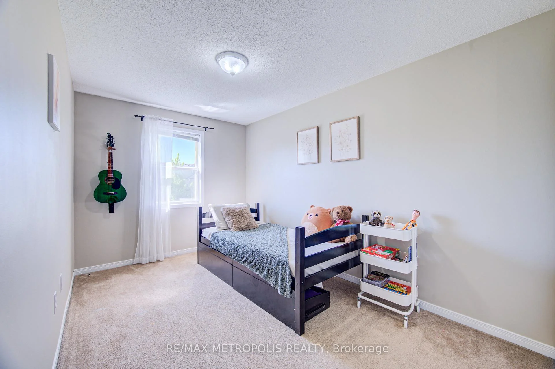 Photo 42 of Unit 37, 124 Gosling Gardens, Guelph, Clairfields/Hanlon Business Park — HOMEH