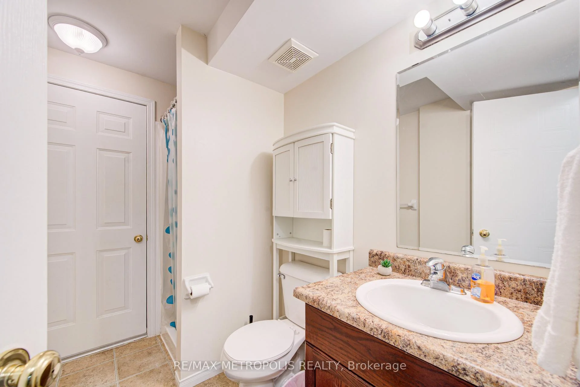 Photo 60 of Unit 37, 124 Gosling Gardens, Guelph, Clairfields/Hanlon Business Park — HOMEH