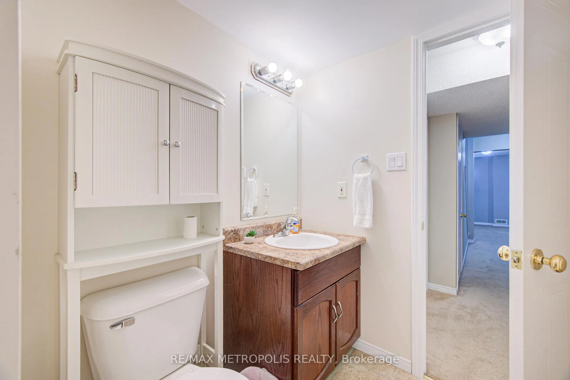 Photo 62 of Unit 37, 124 Gosling Gardens, Guelph, Clairfields/Hanlon Business Park — HOMEH
