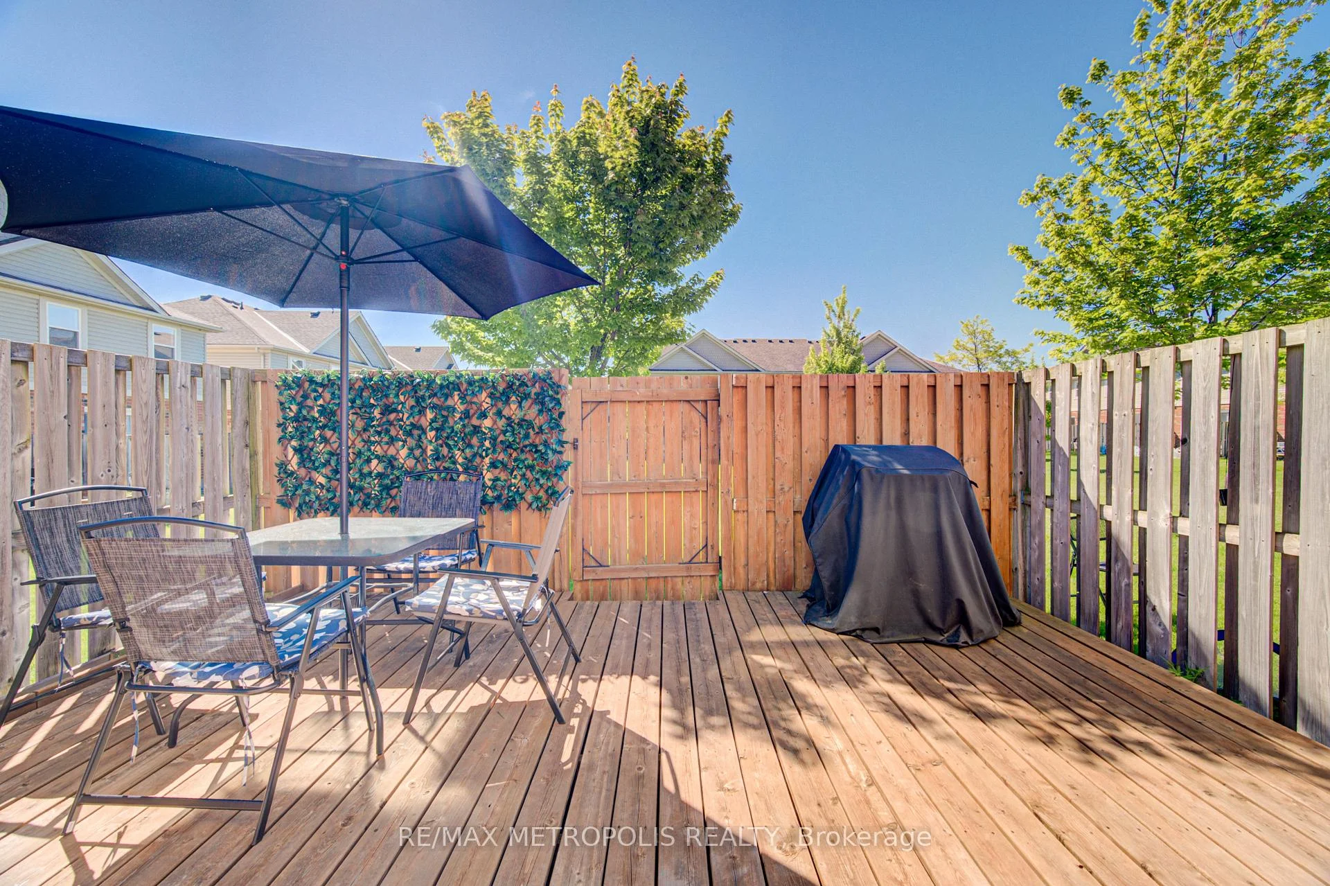 Photo 66 of Unit 37, 124 Gosling Gardens, Guelph, Clairfields/Hanlon Business Park — HOMEH